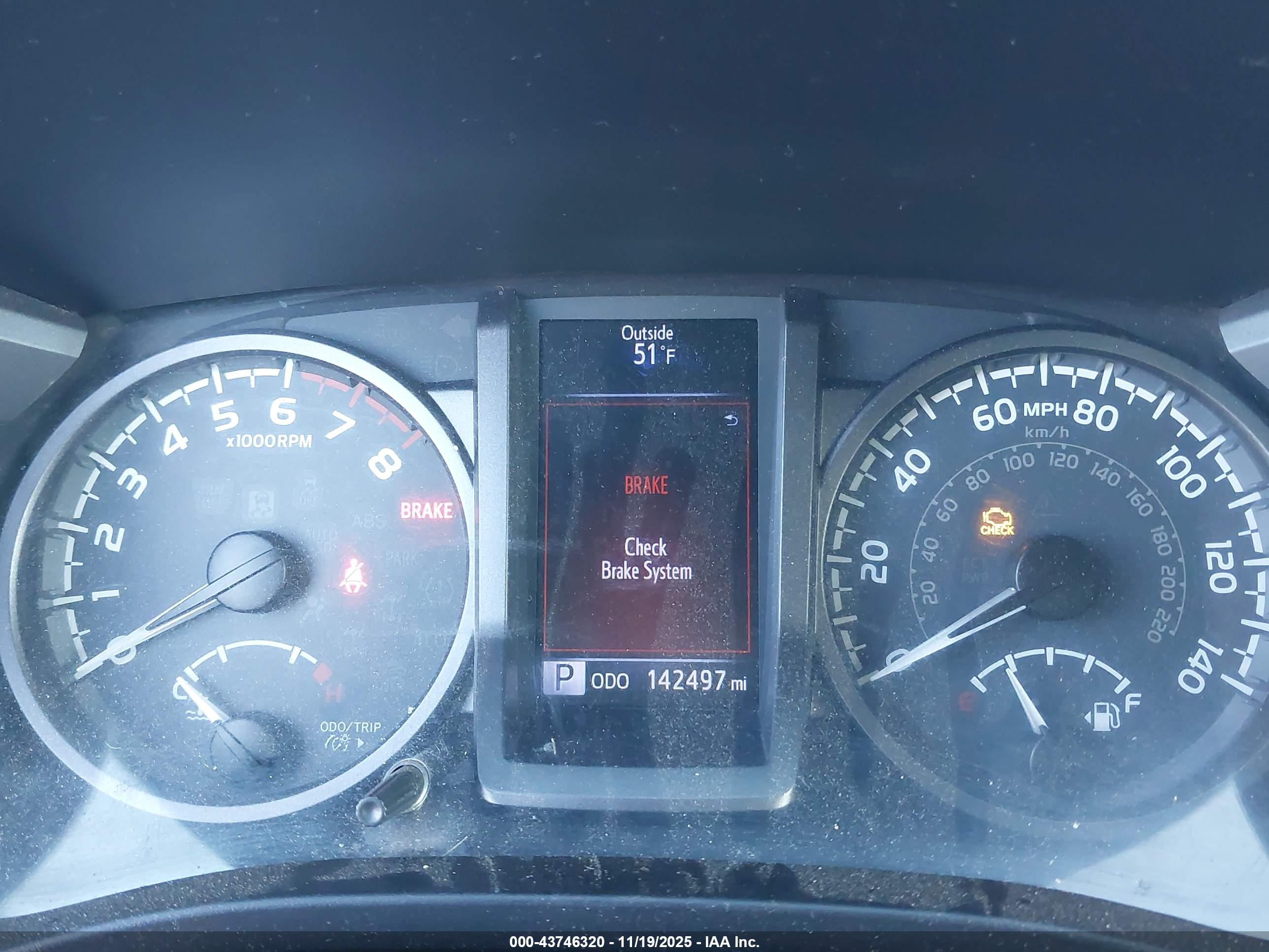 TOYOTA TACOMA image 7