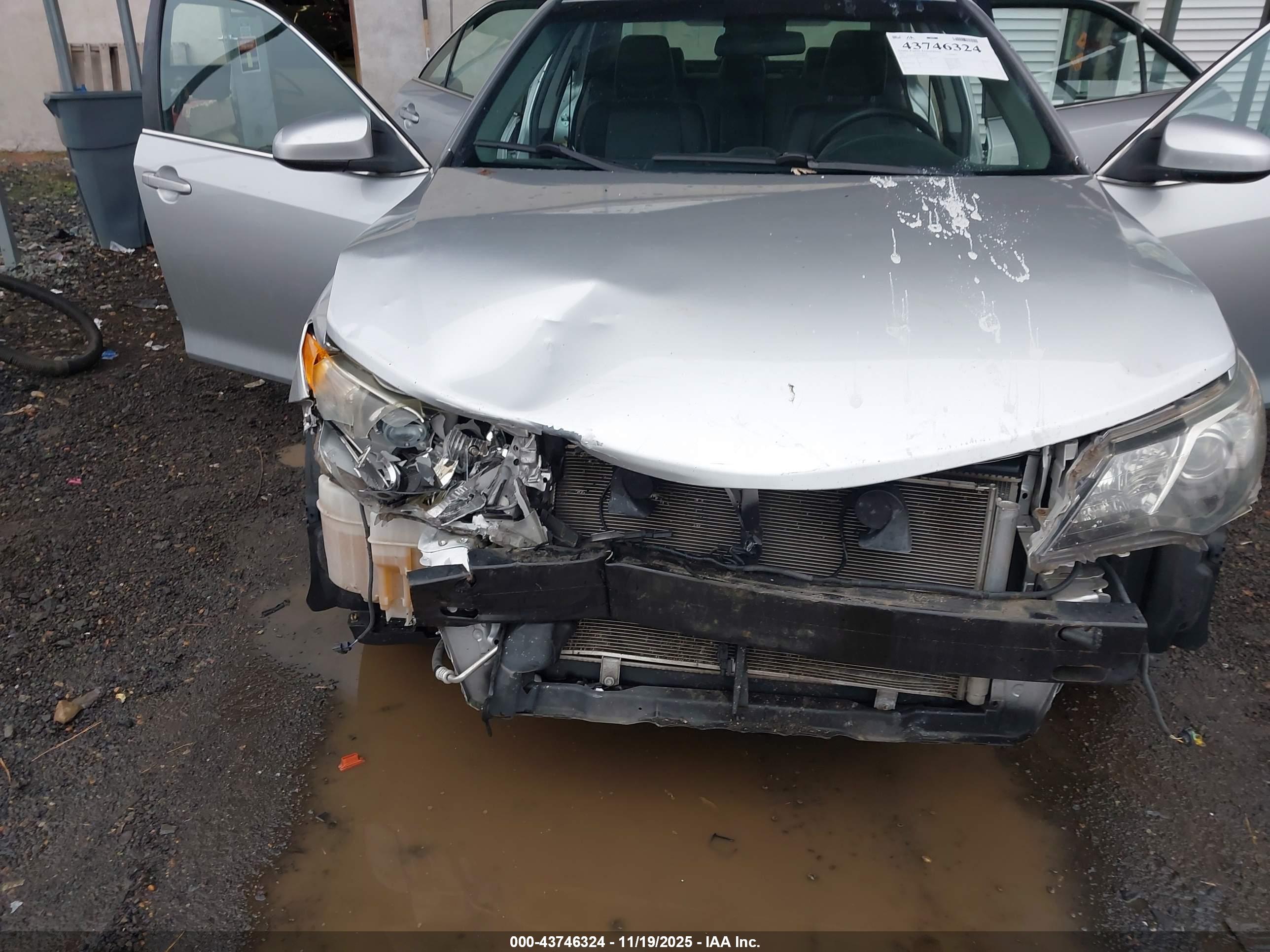 TOYOTA CAMRY image 6