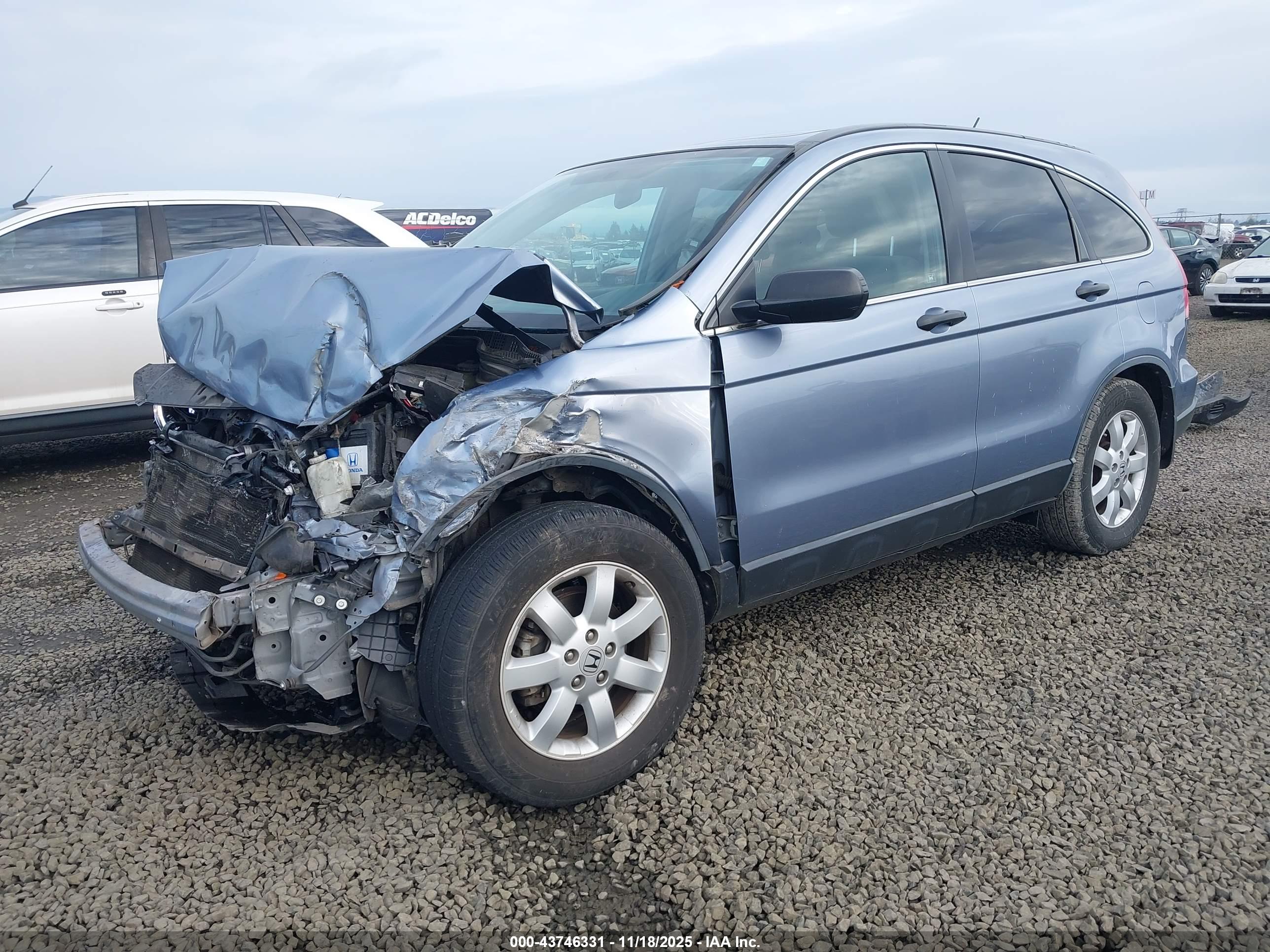 HONDA CR-V image 2