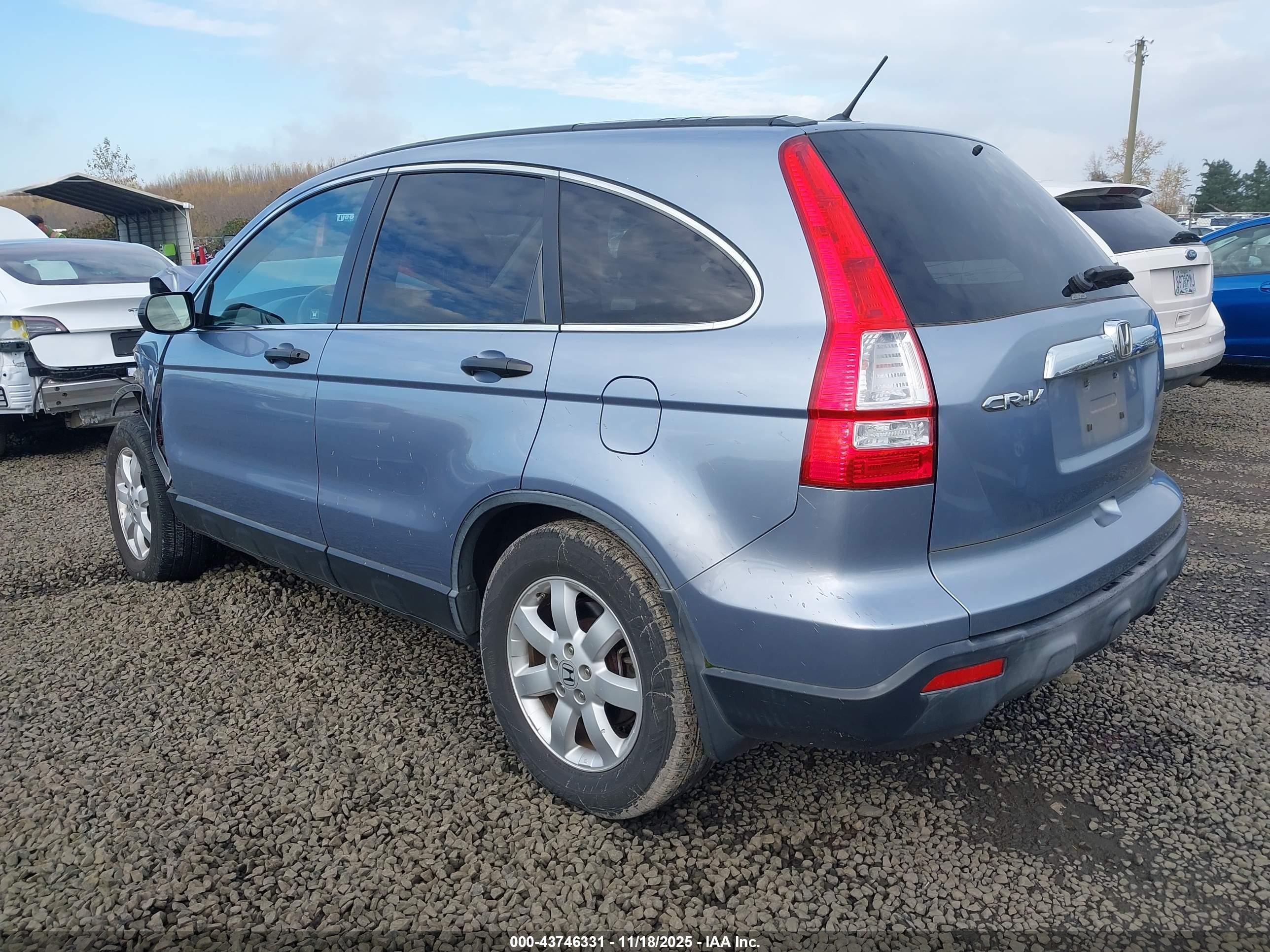 HONDA CR-V image 3