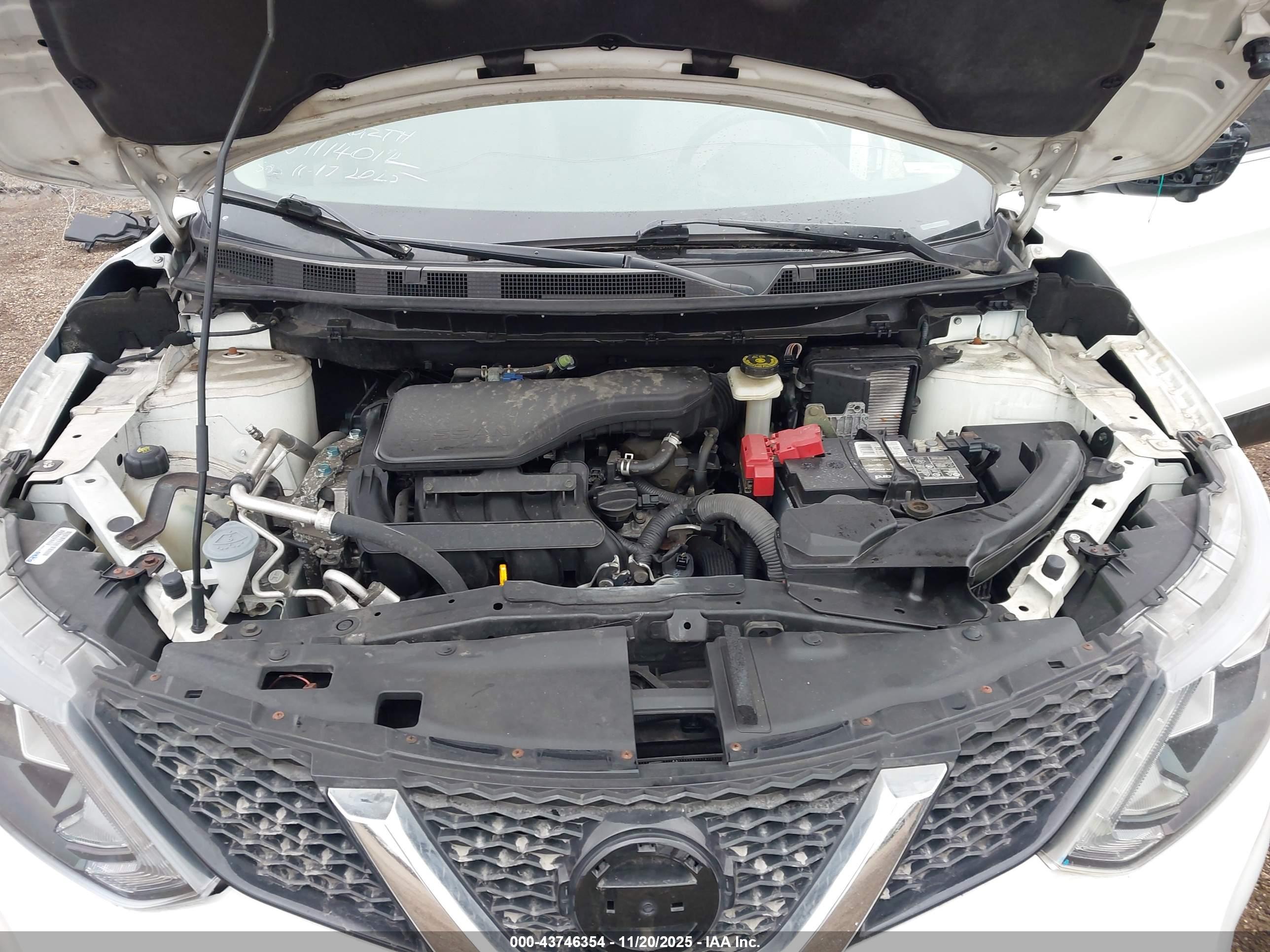 NISSAN ROGUE image 10