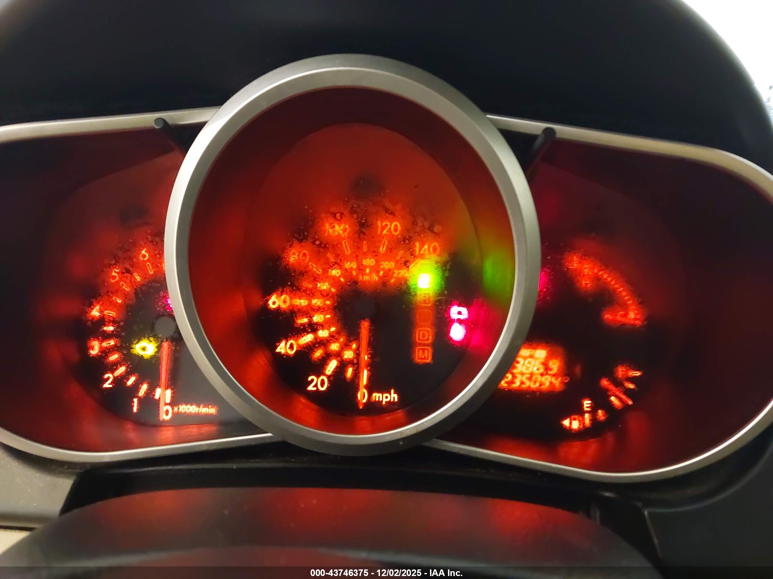 MAZDA CX-7 image 7