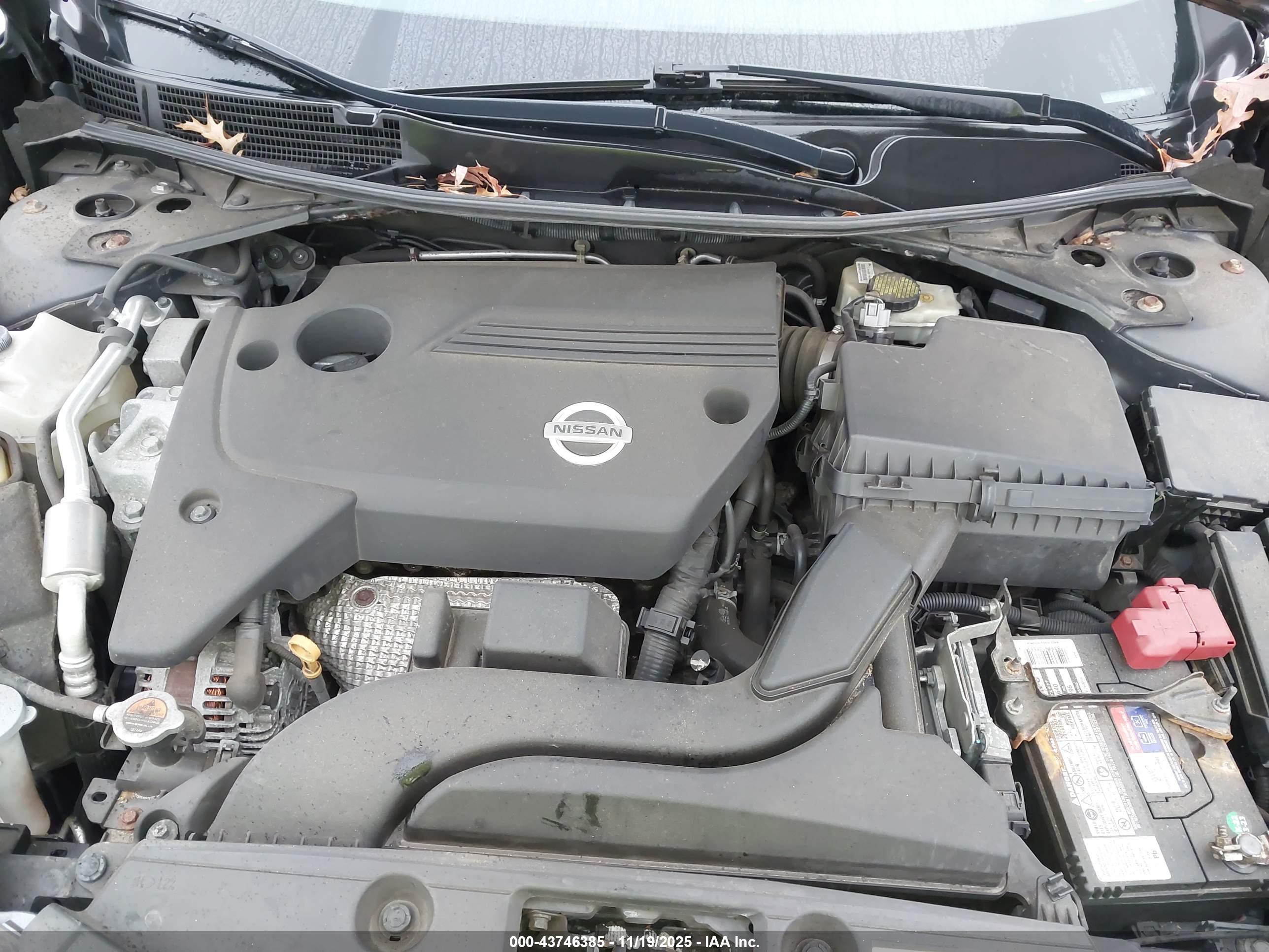 NISSAN ALTIMA image 10