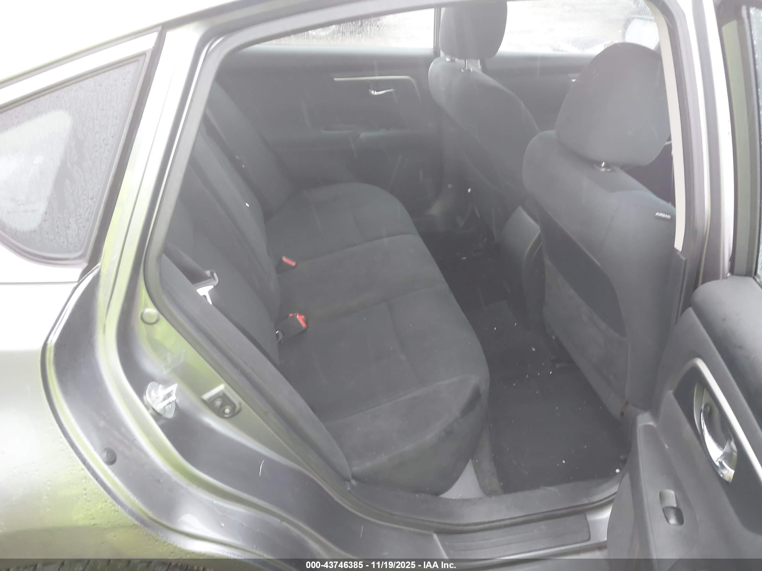 NISSAN ALTIMA image 8