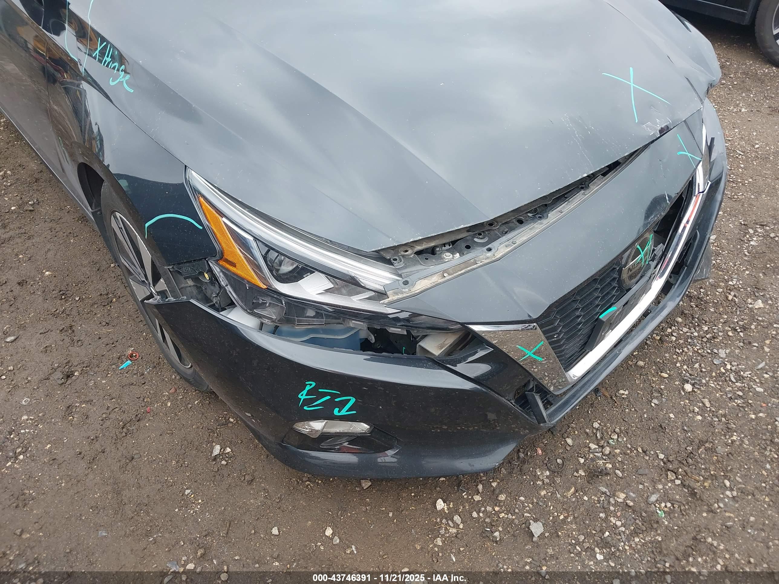 NISSAN ALTIMA image 6