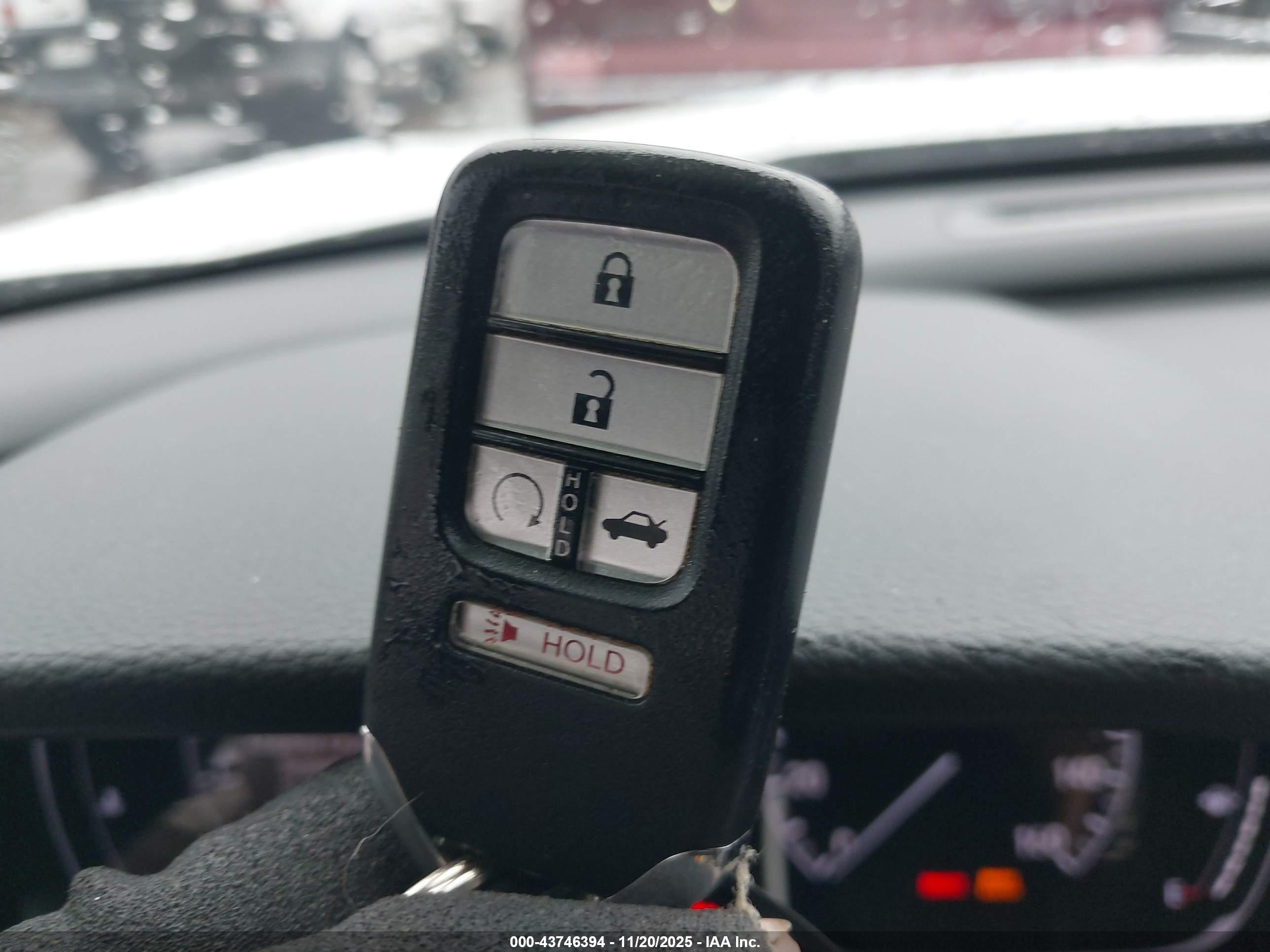 HONDA ACCORD image 11