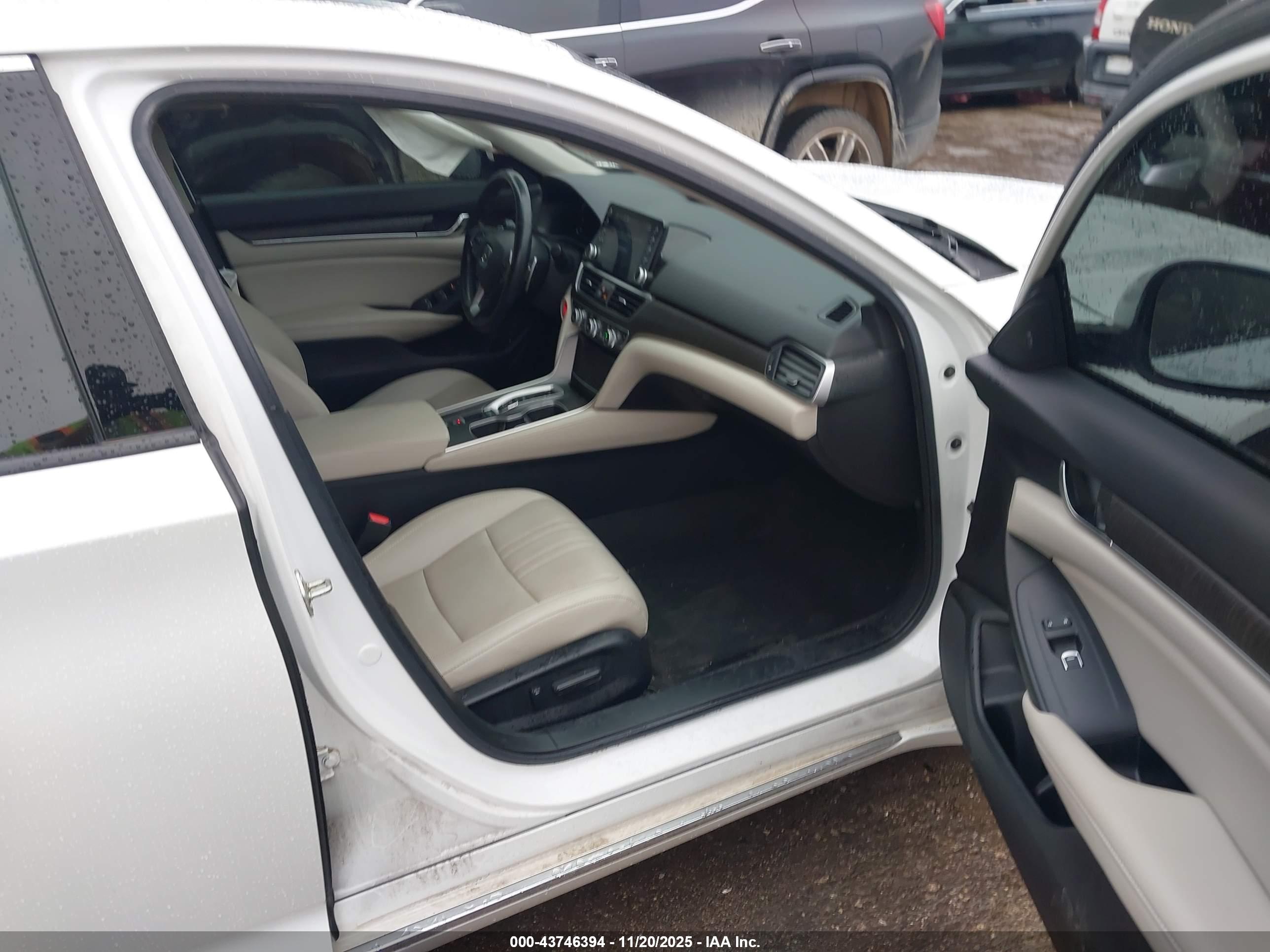 HONDA ACCORD image 5