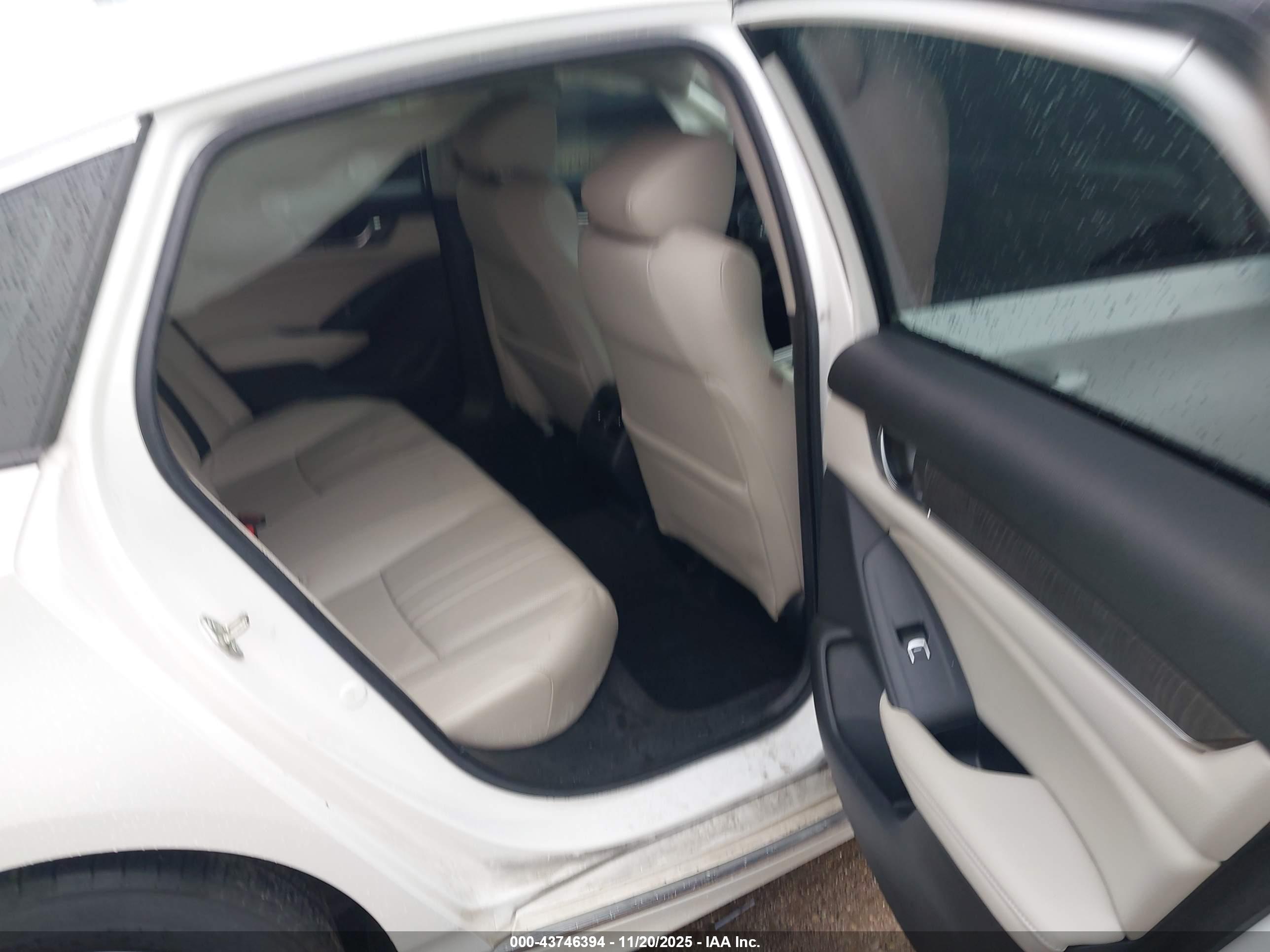 HONDA ACCORD image 8
