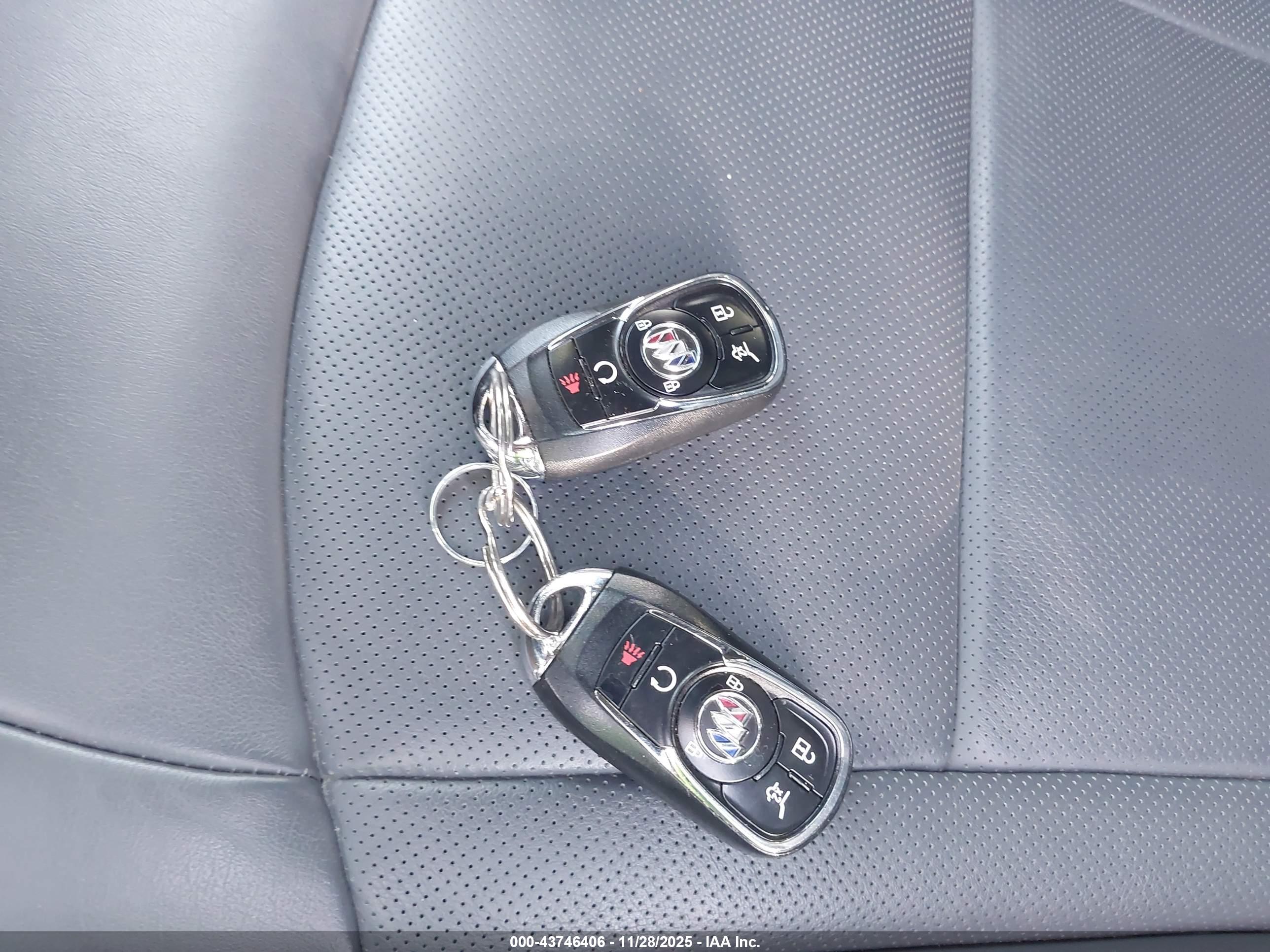 BUICK ENCLAVE image 11