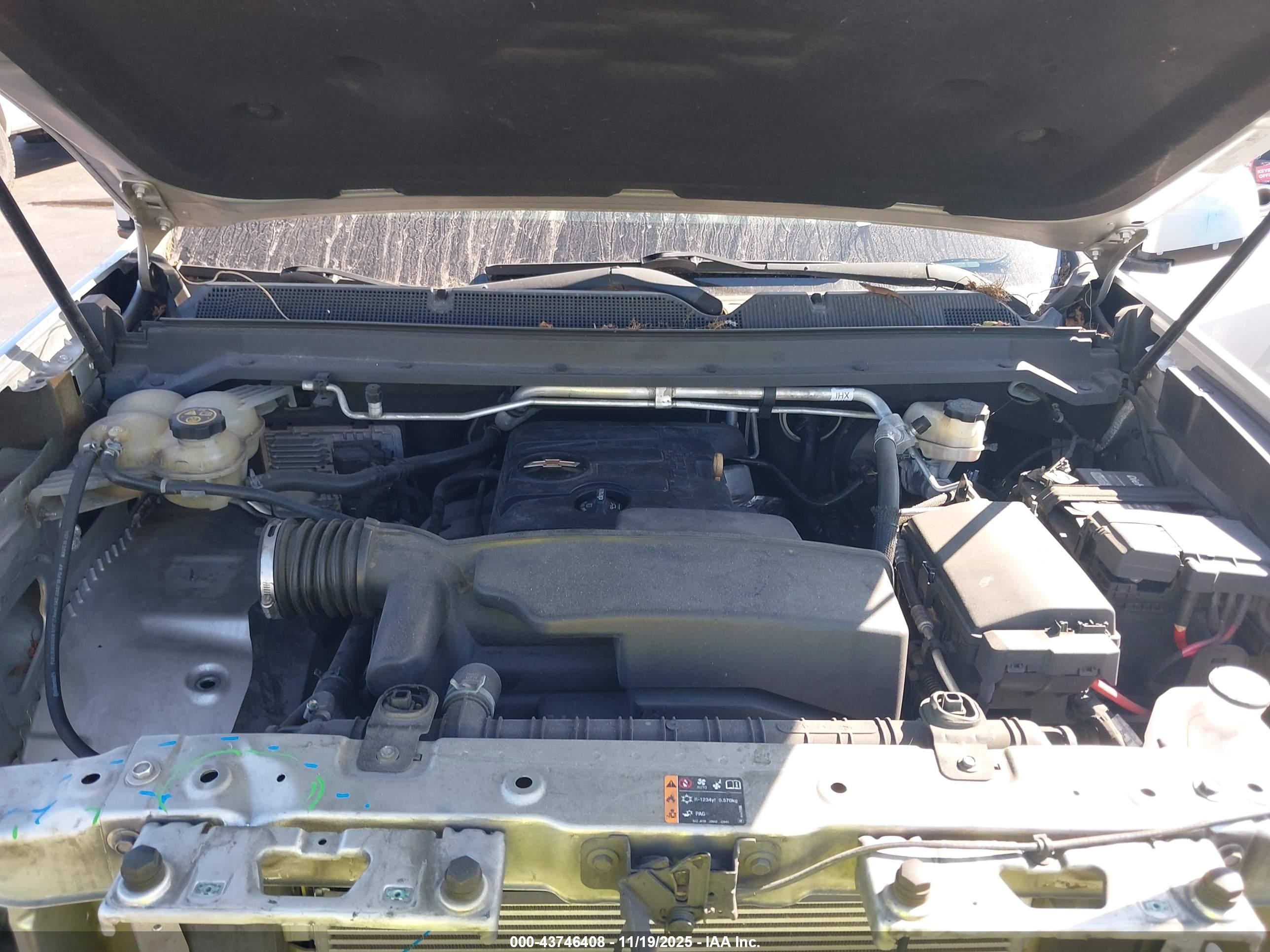 CHEVROLET COLORADO image 10