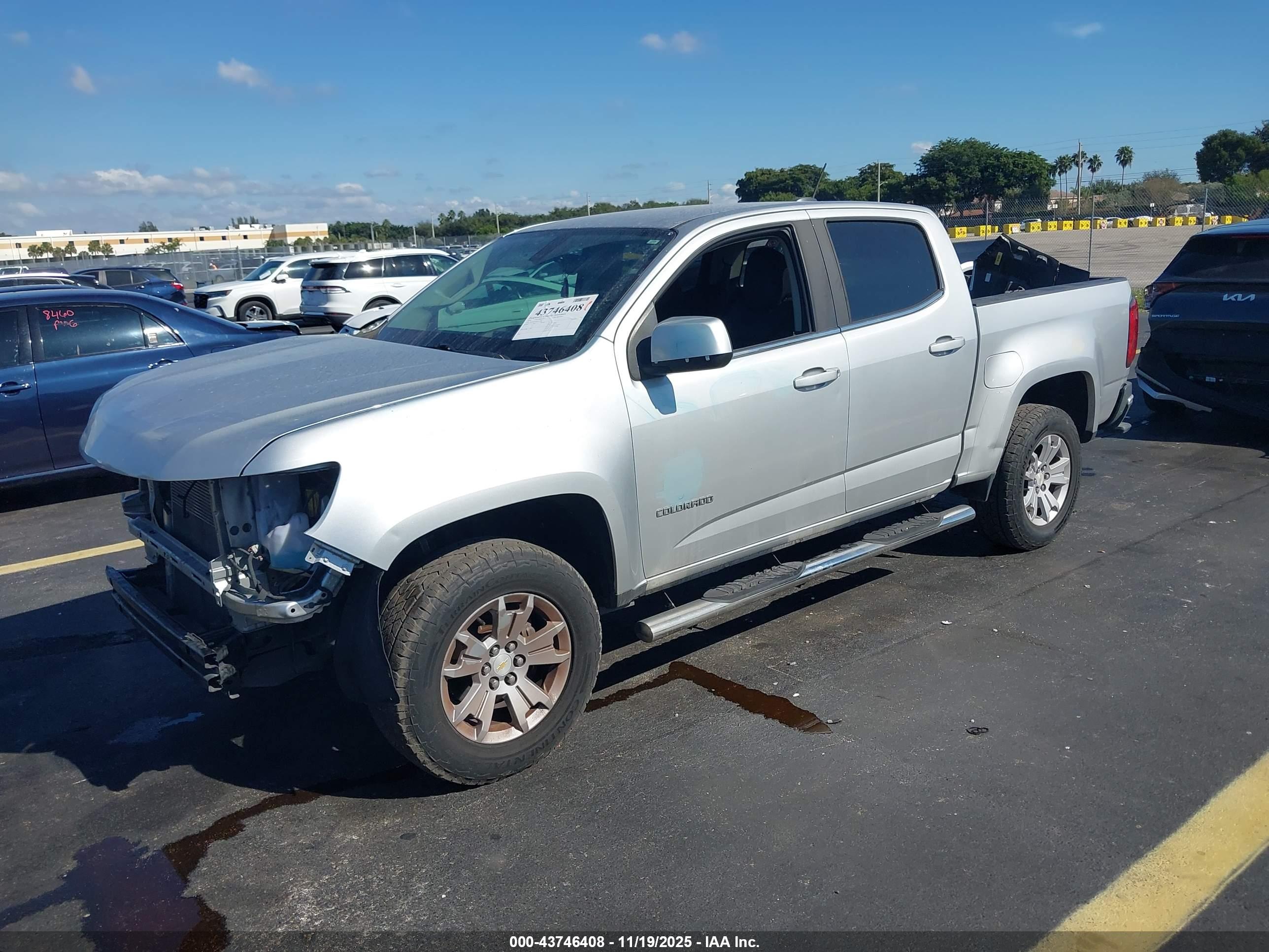 CHEVROLET COLORADO image 2