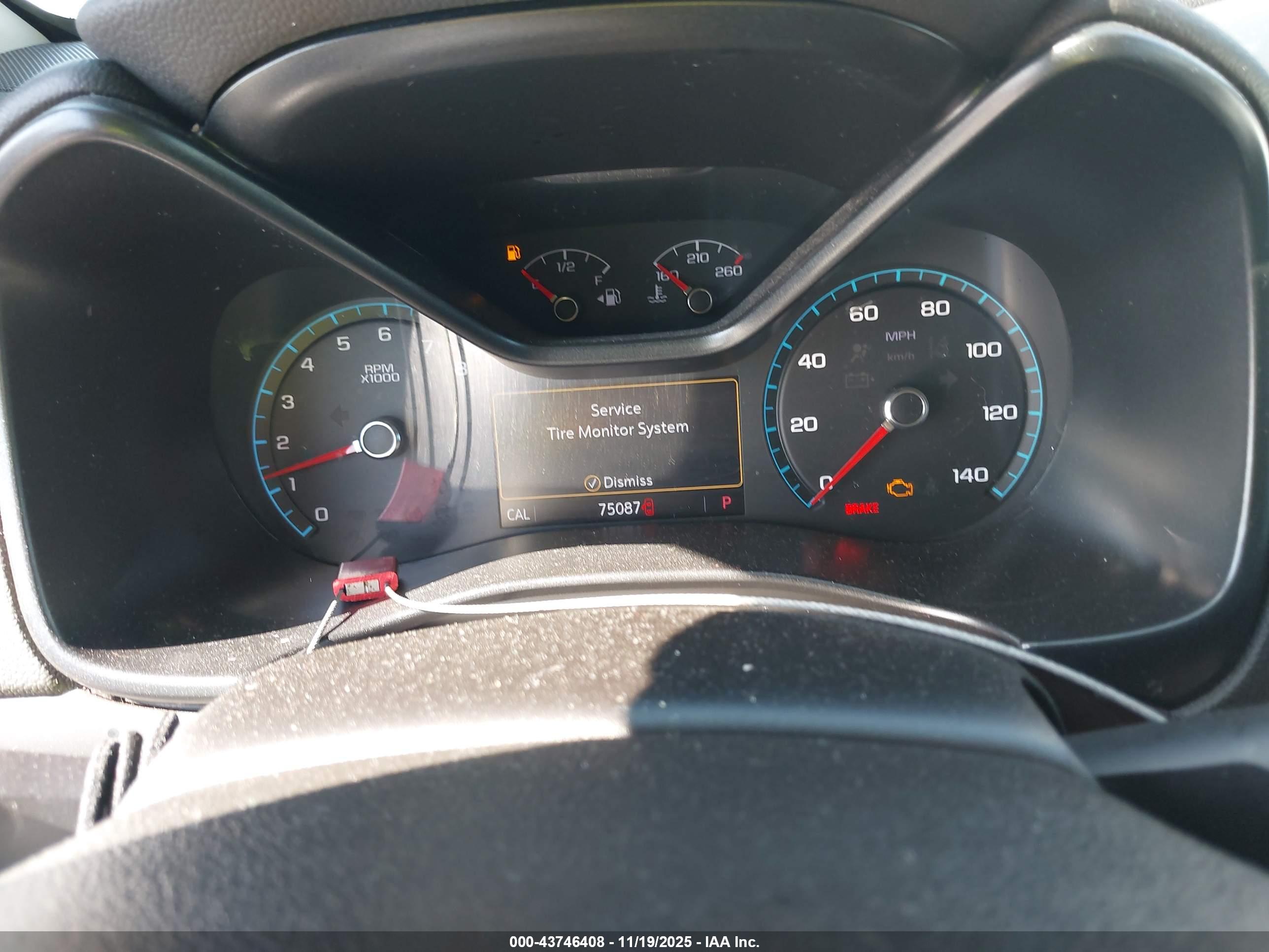 CHEVROLET COLORADO image 7
