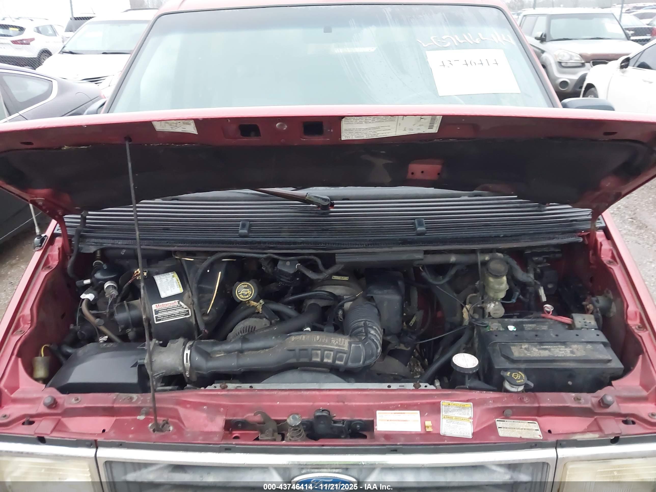 FORD AEROSTAR image 10