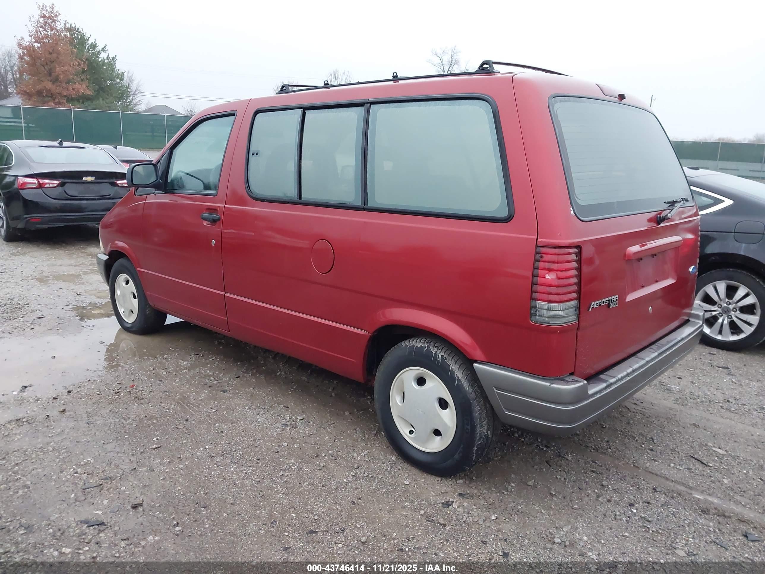 FORD AEROSTAR image 3