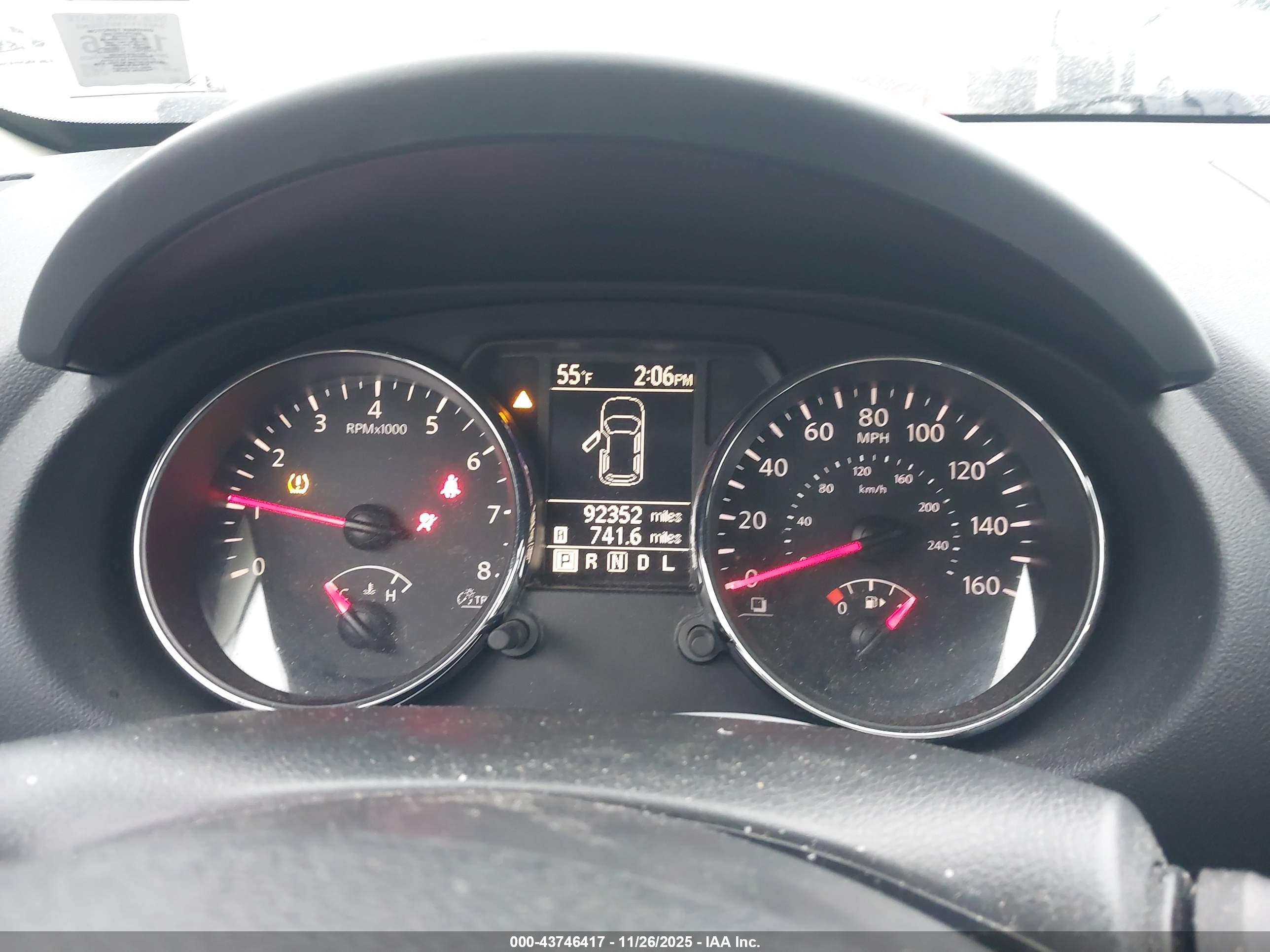 NISSAN ROGUE image 7
