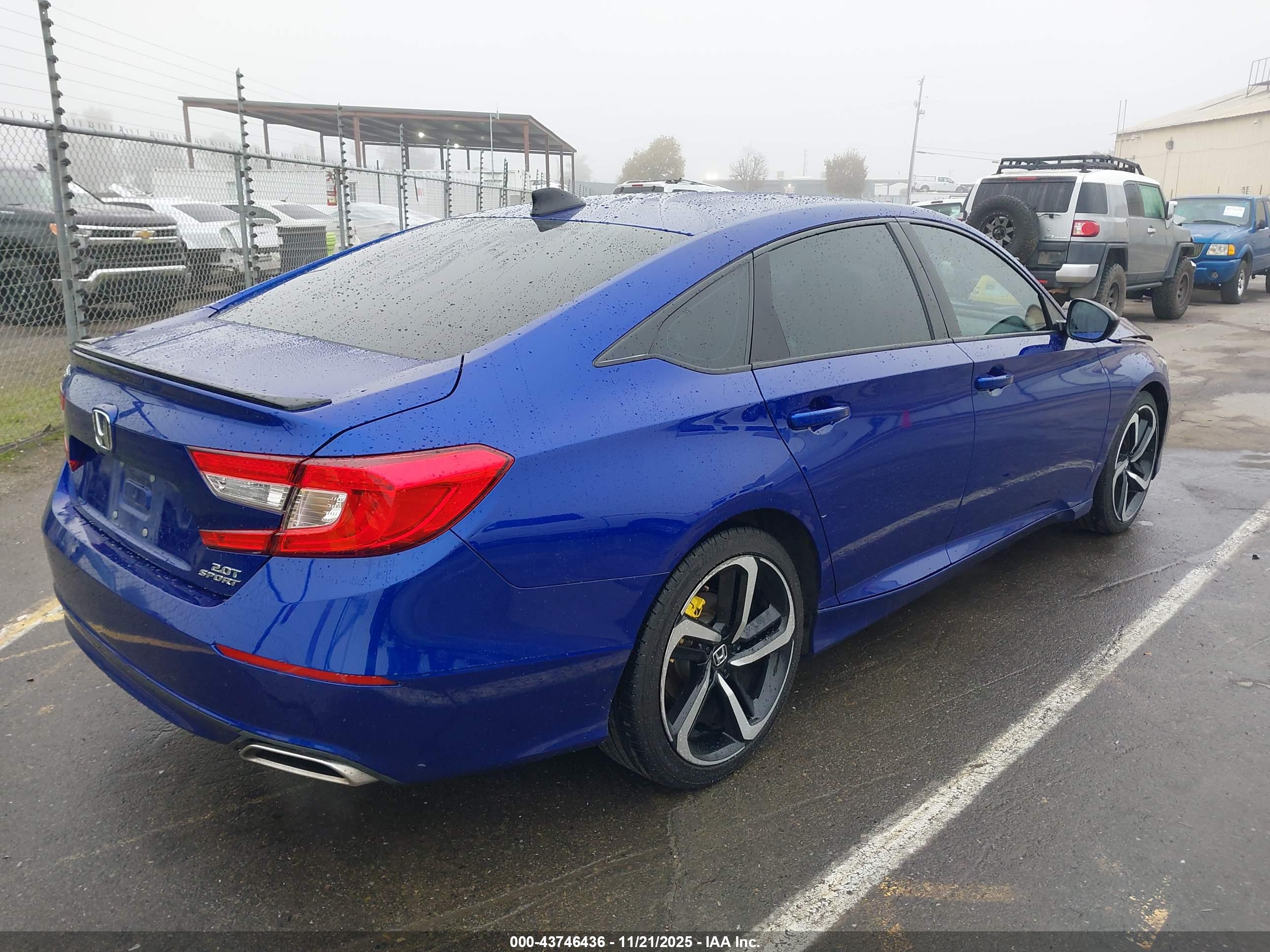 HONDA ACCORD image 4