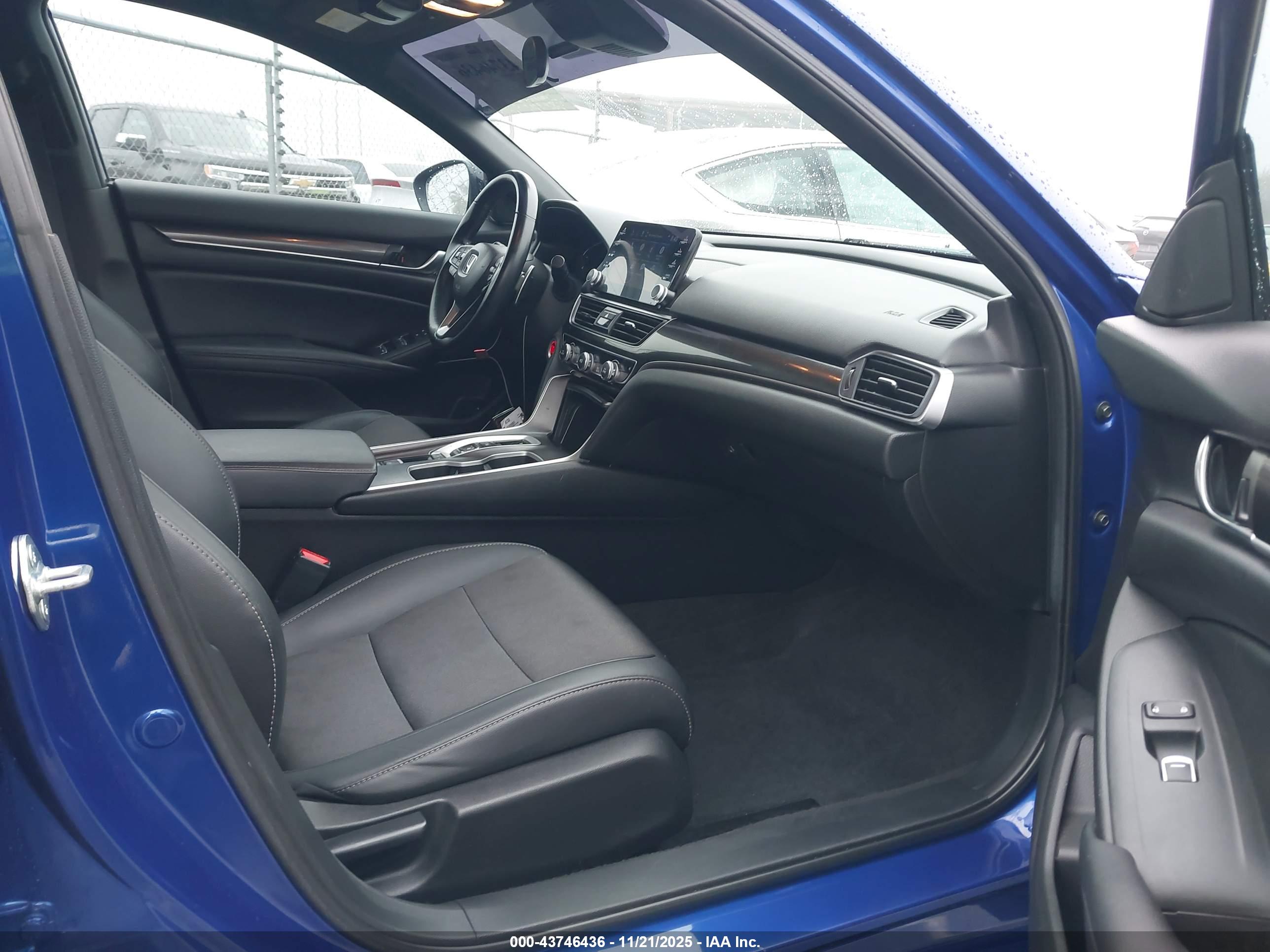 HONDA ACCORD image 5