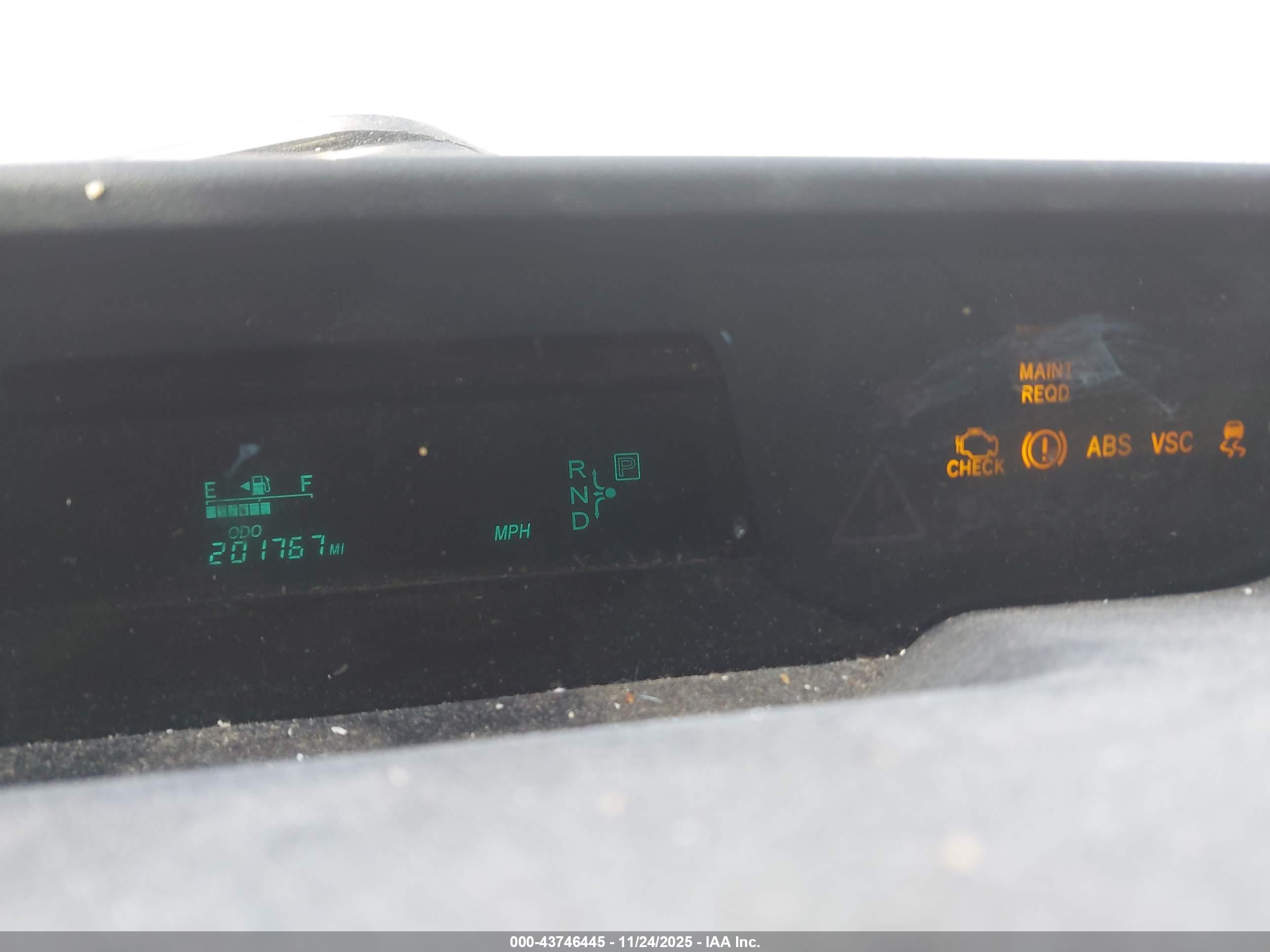 TOYOTA PRIUS image 7
