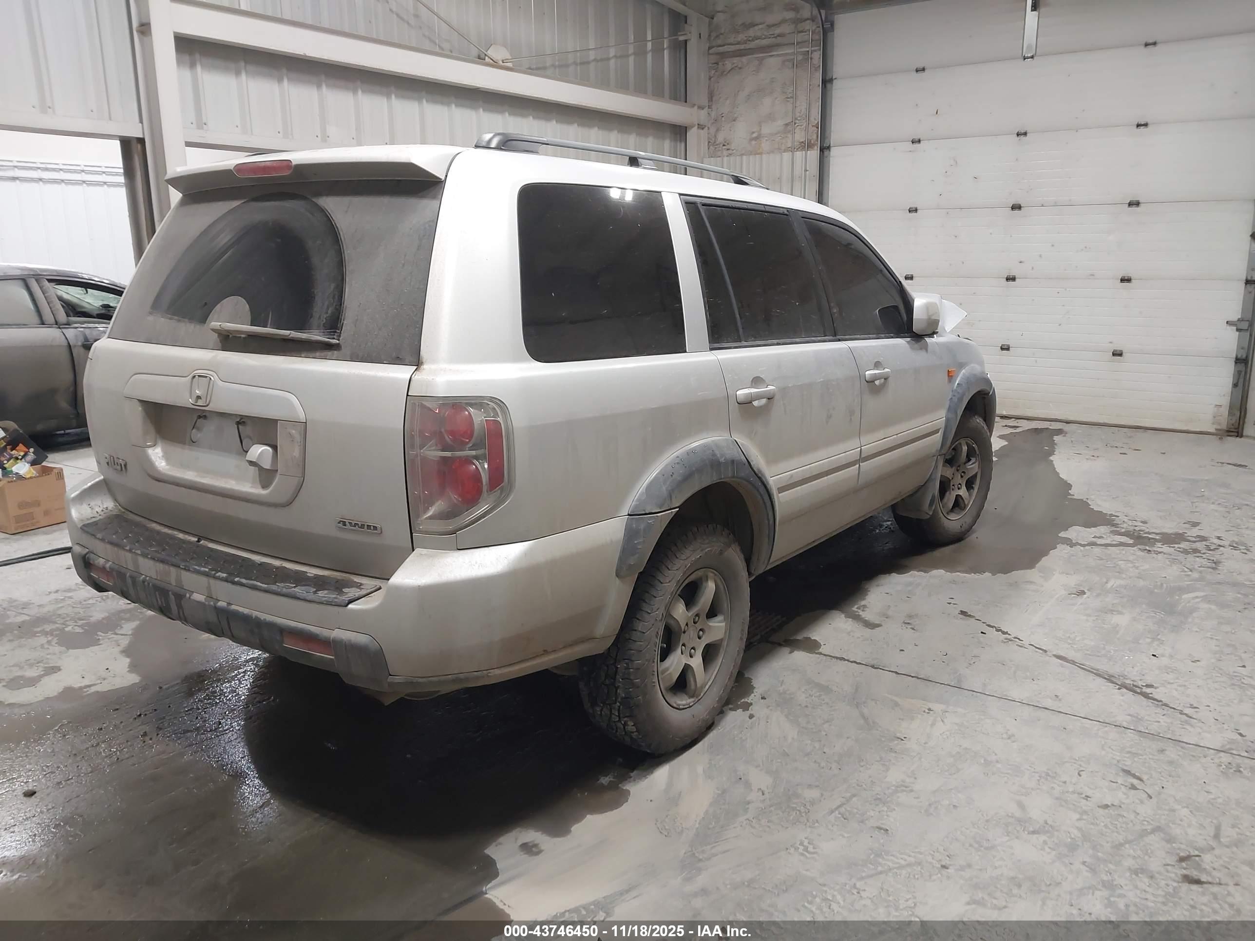 HONDA PILOT image 4