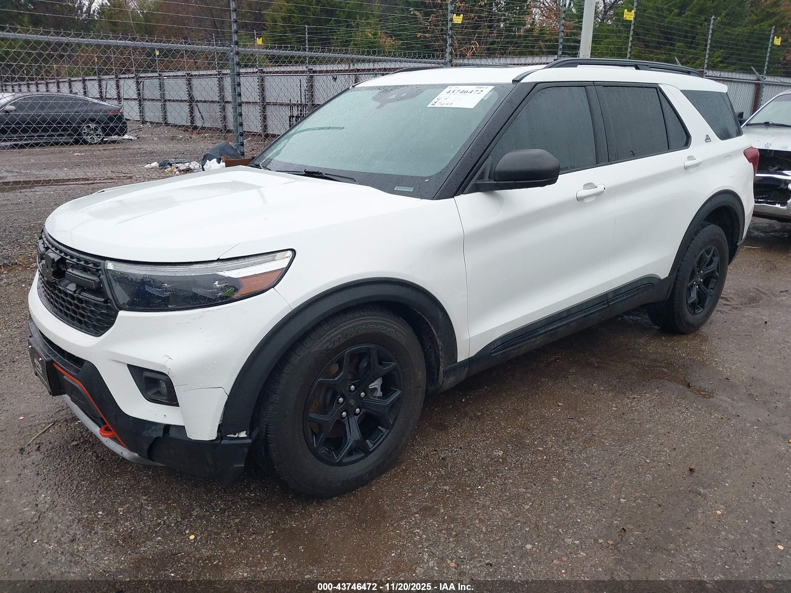 FORD EXPLORER image 2