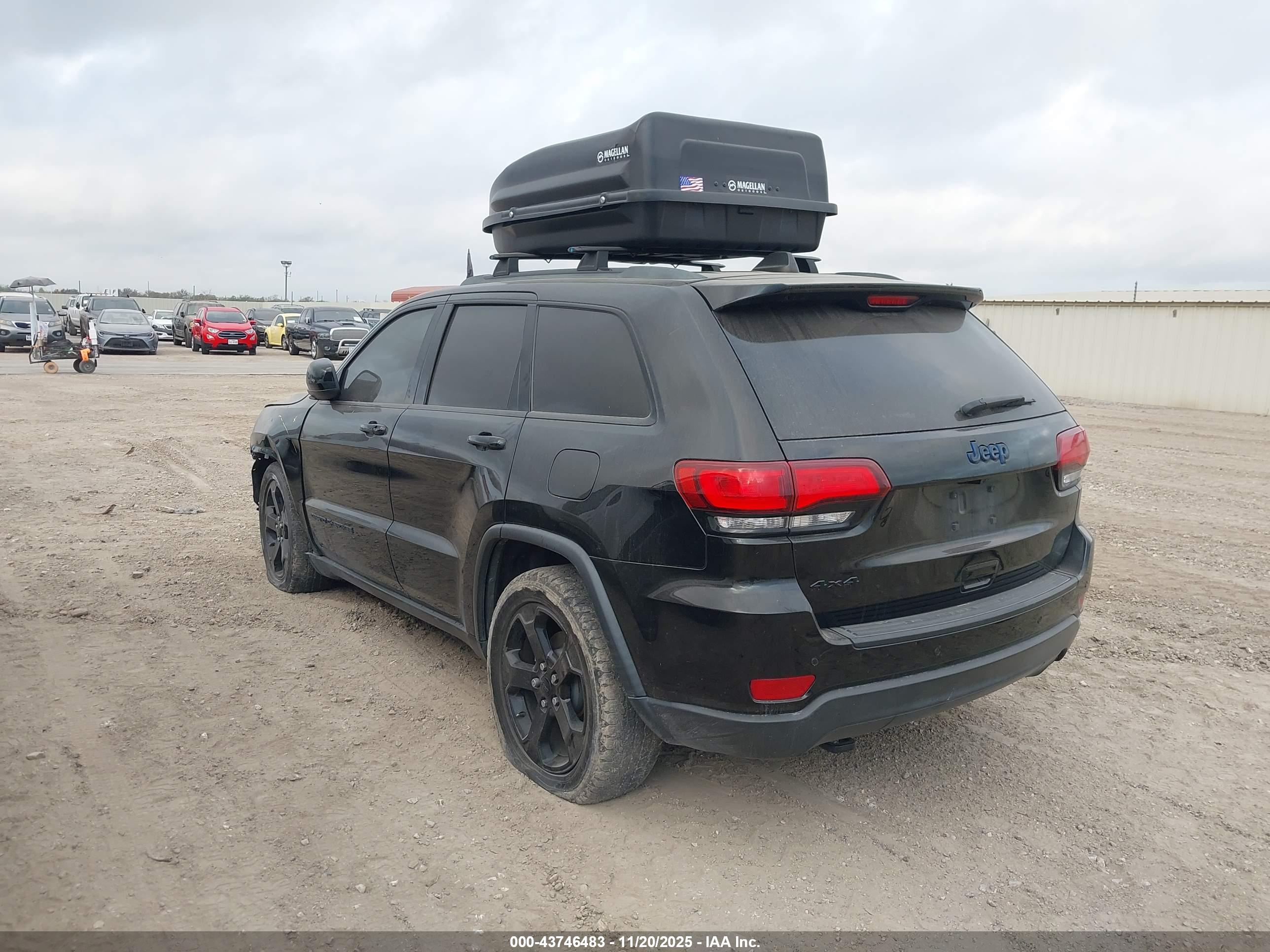 JEEP GRAND image 3