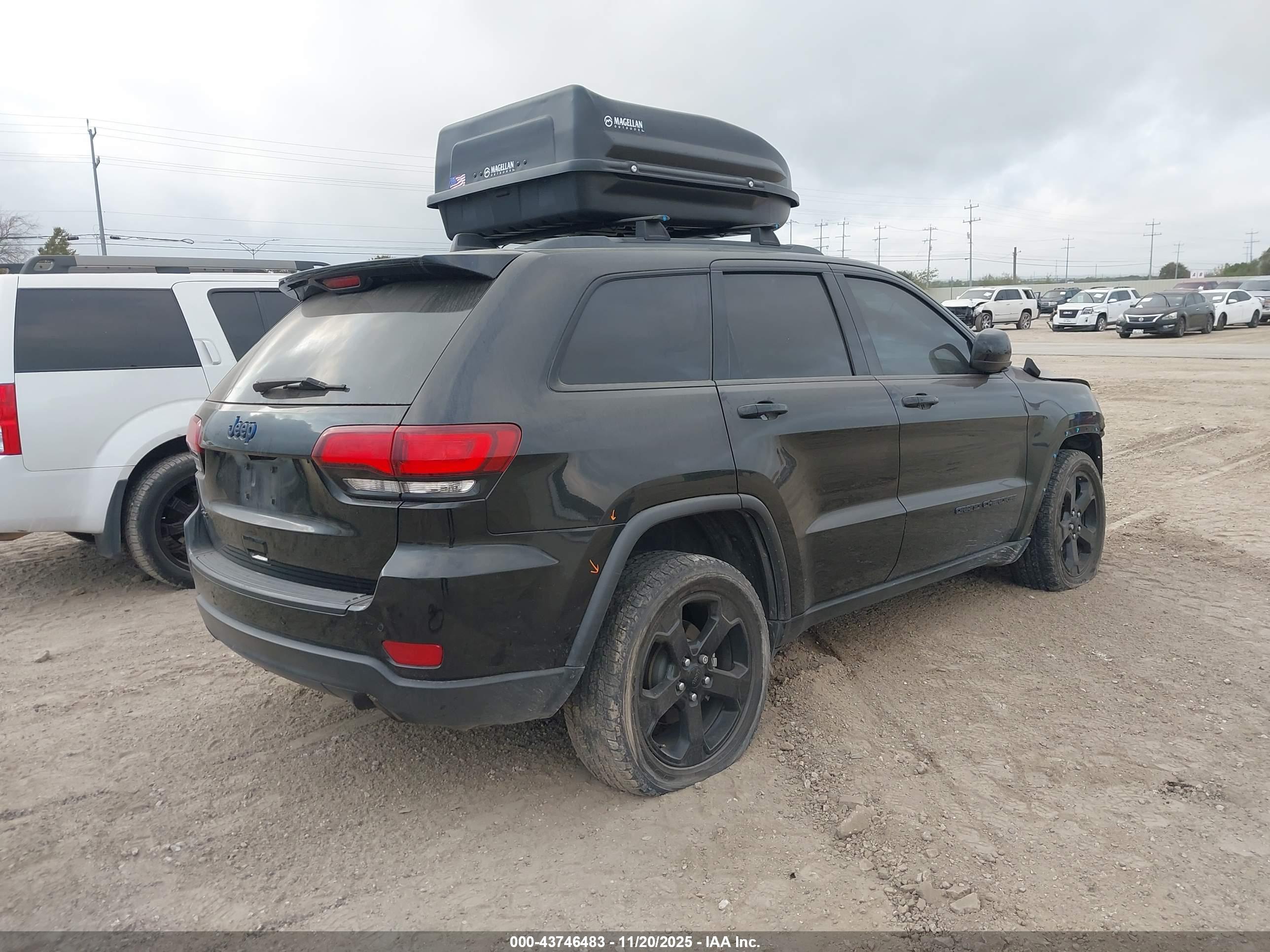 JEEP GRAND image 4