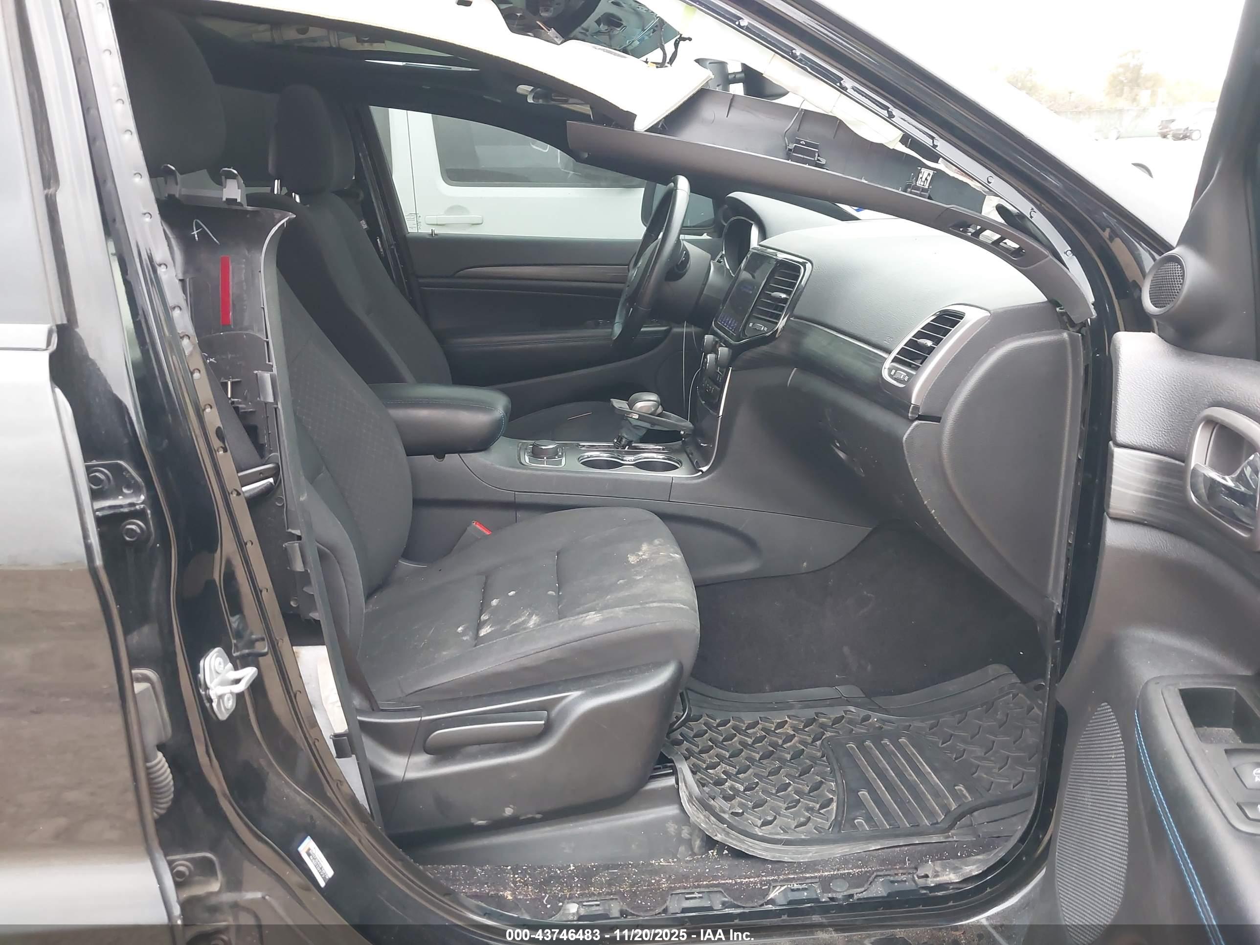 JEEP GRAND image 5
