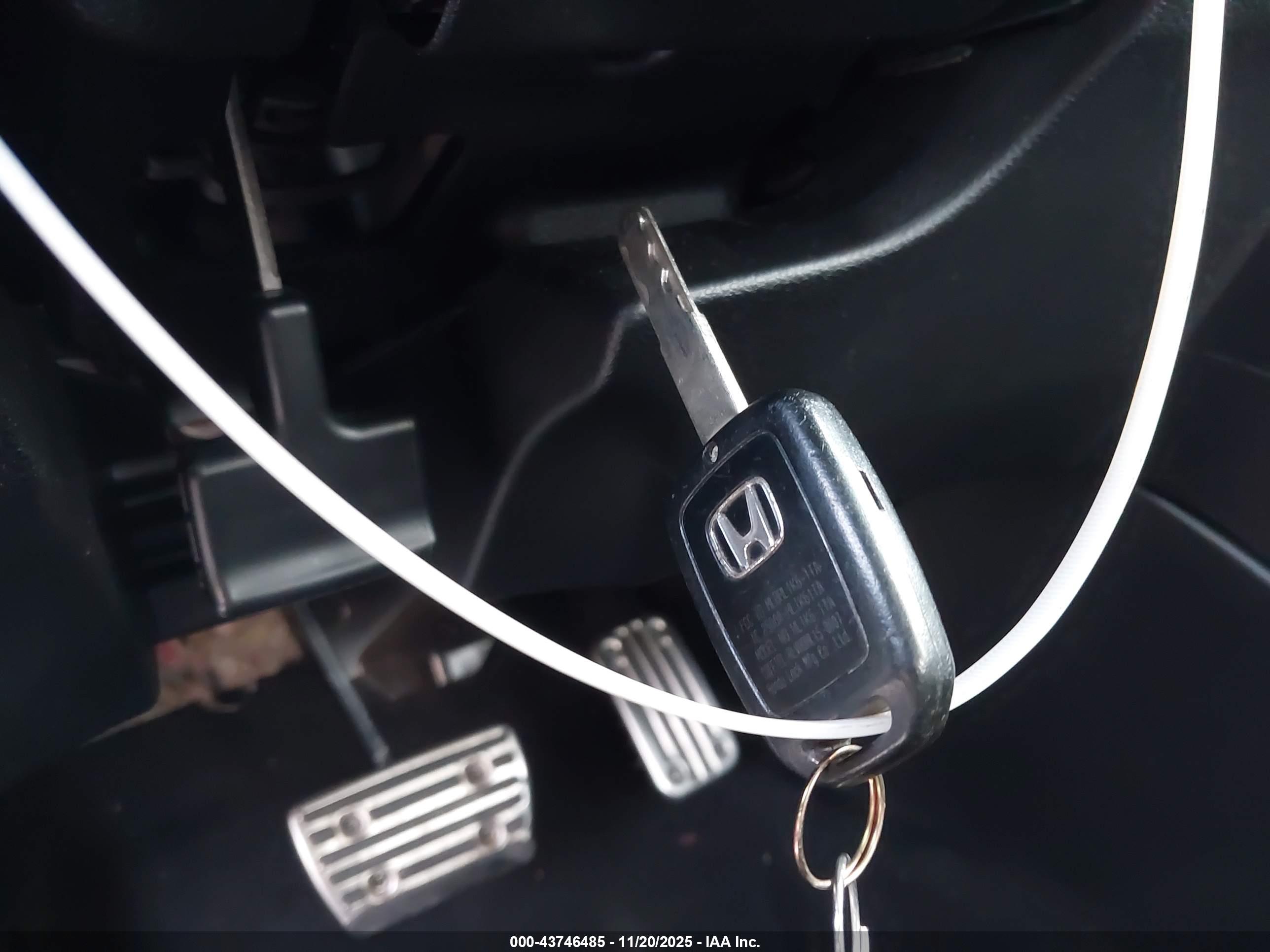 HONDA ACCORD image 11