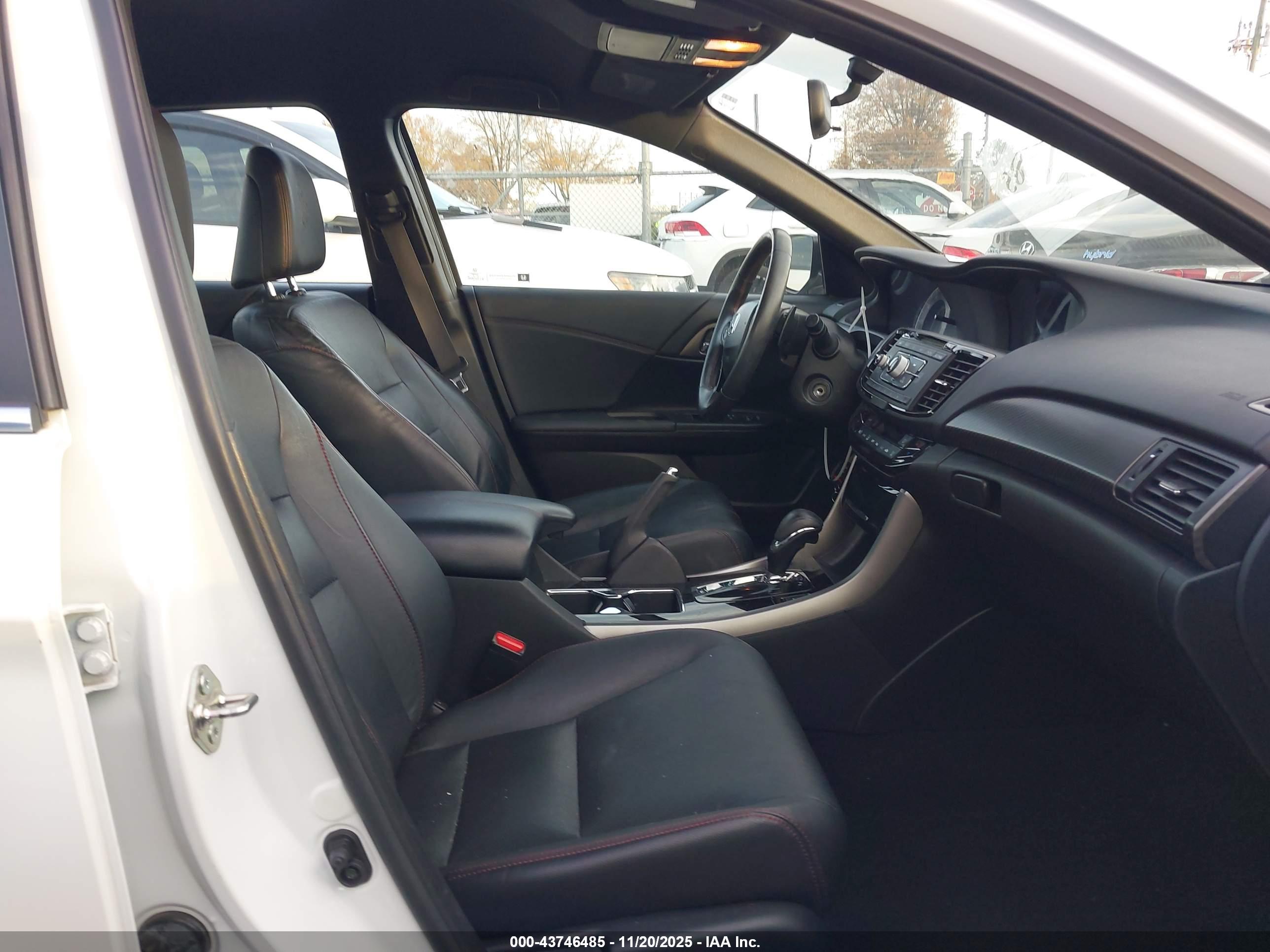 HONDA ACCORD image 5