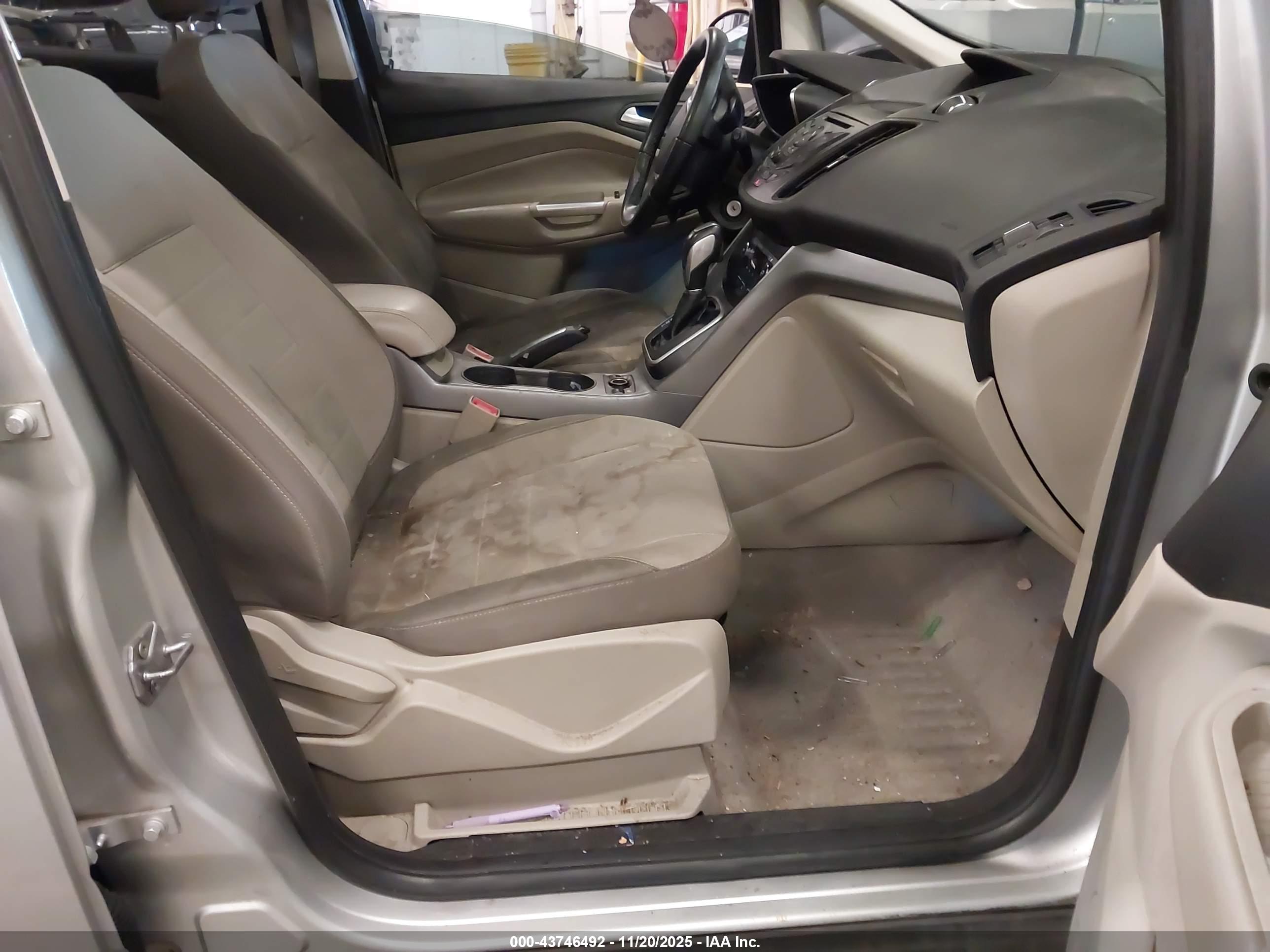 FORD C-MAX image 5