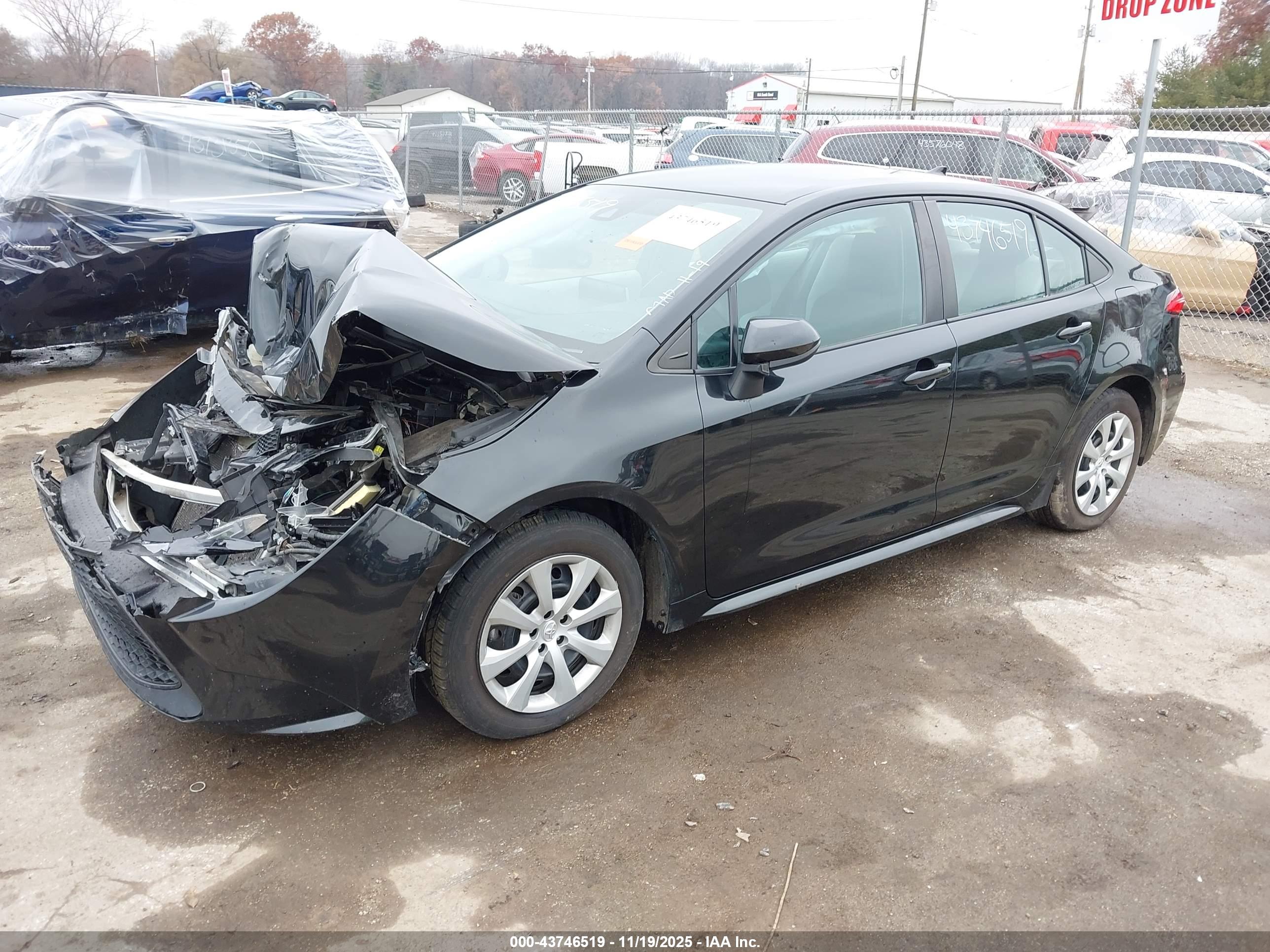 TOYOTA COROLLA image 2