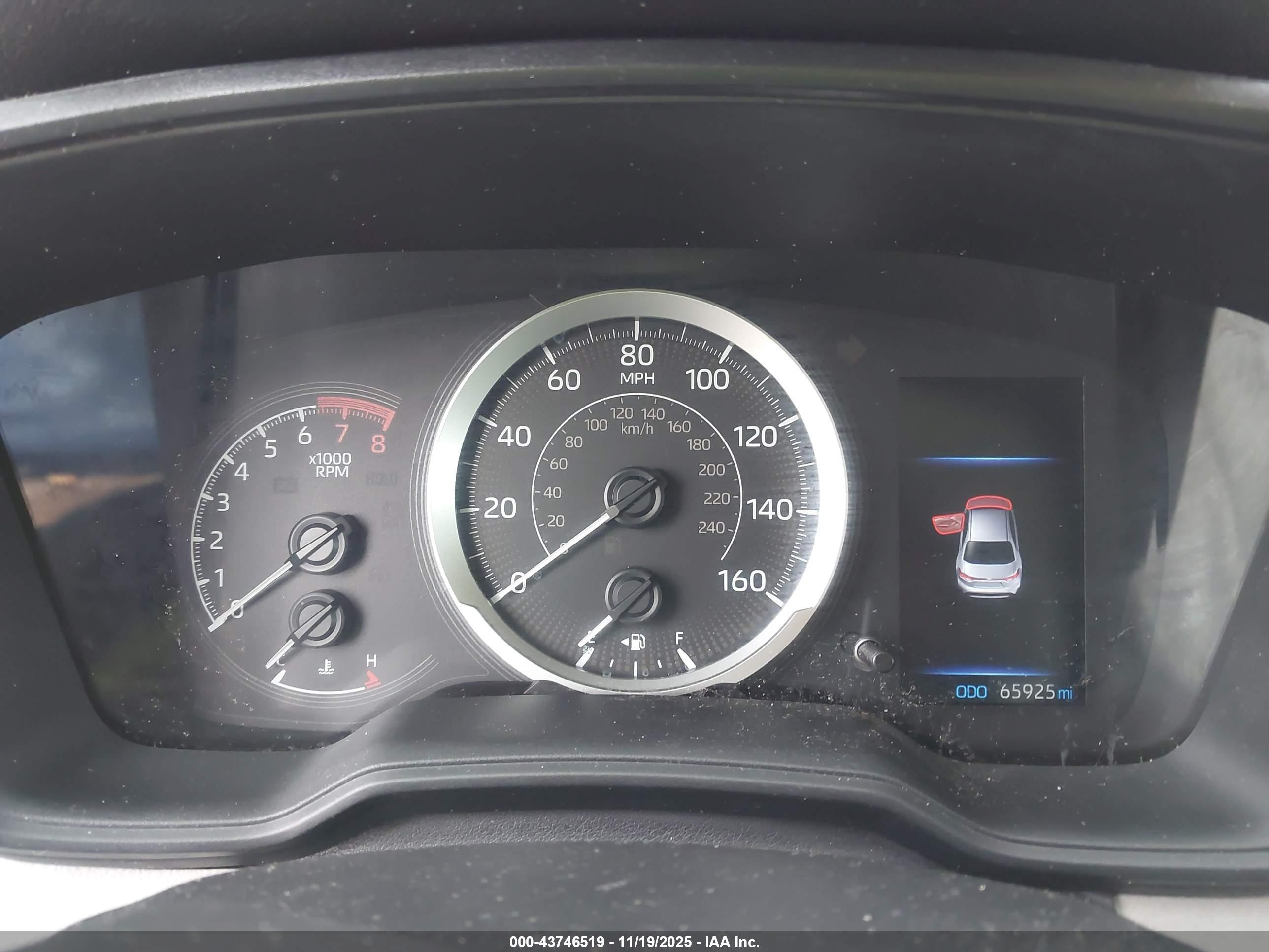TOYOTA COROLLA image 7