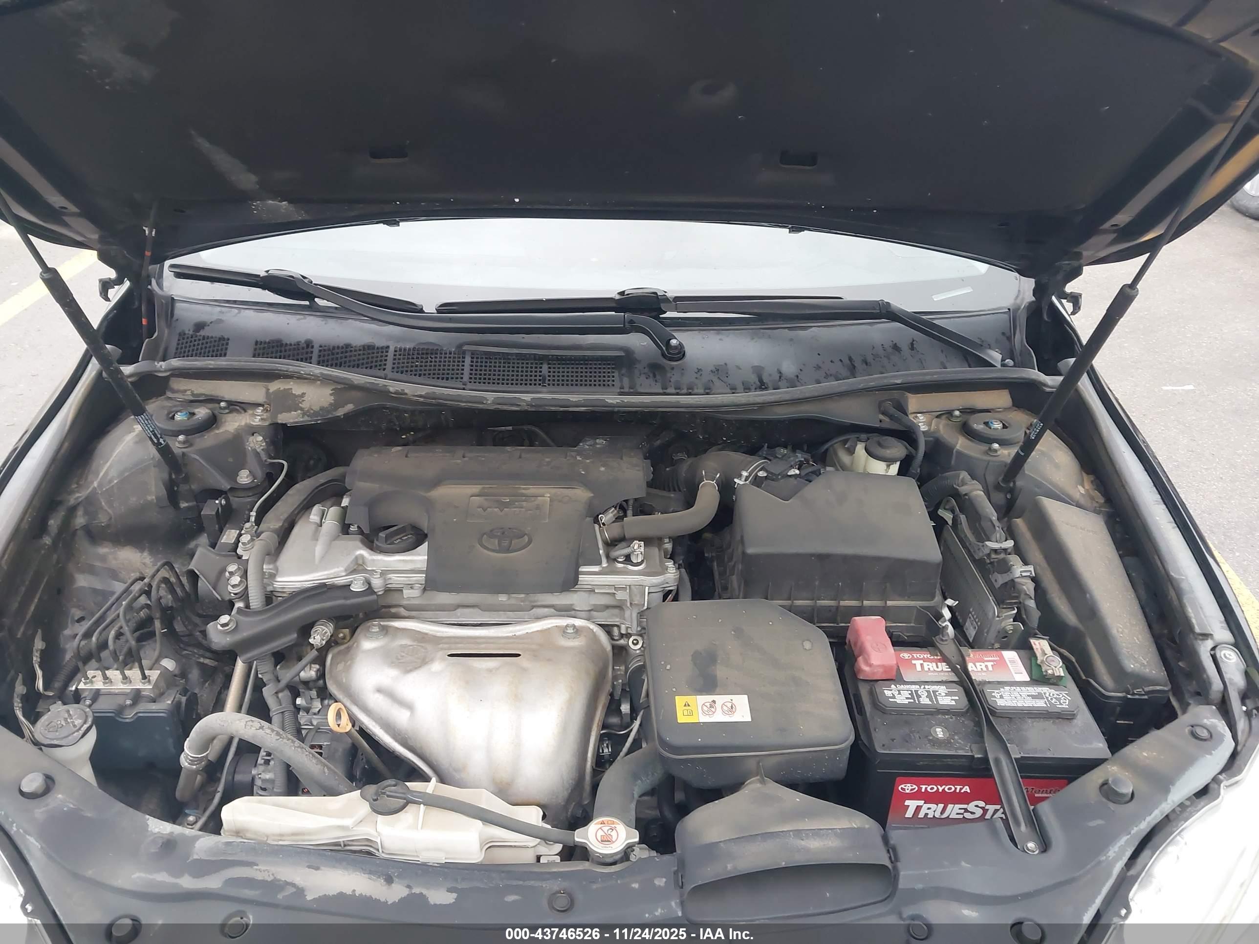 TOYOTA CAMRY image 10