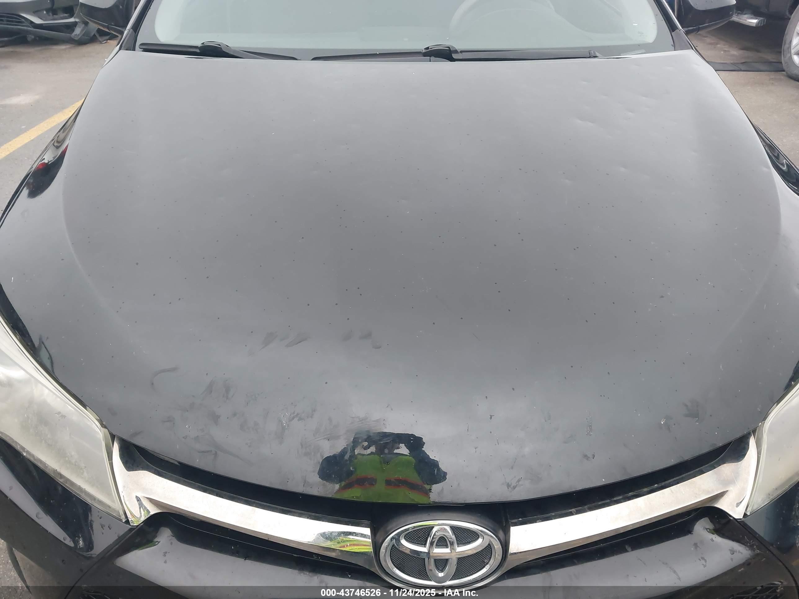 TOYOTA CAMRY image 6