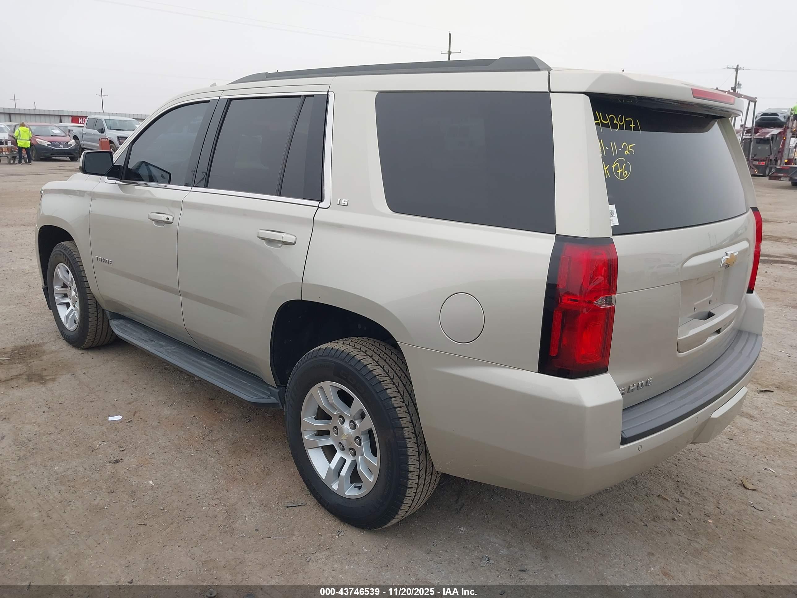 CHEVROLET TAHOE image 3