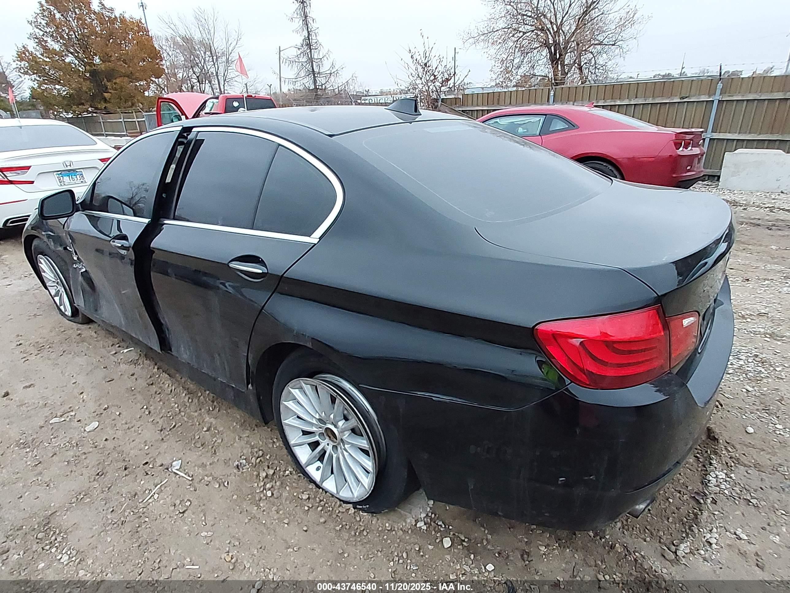 BMW 535I image 3