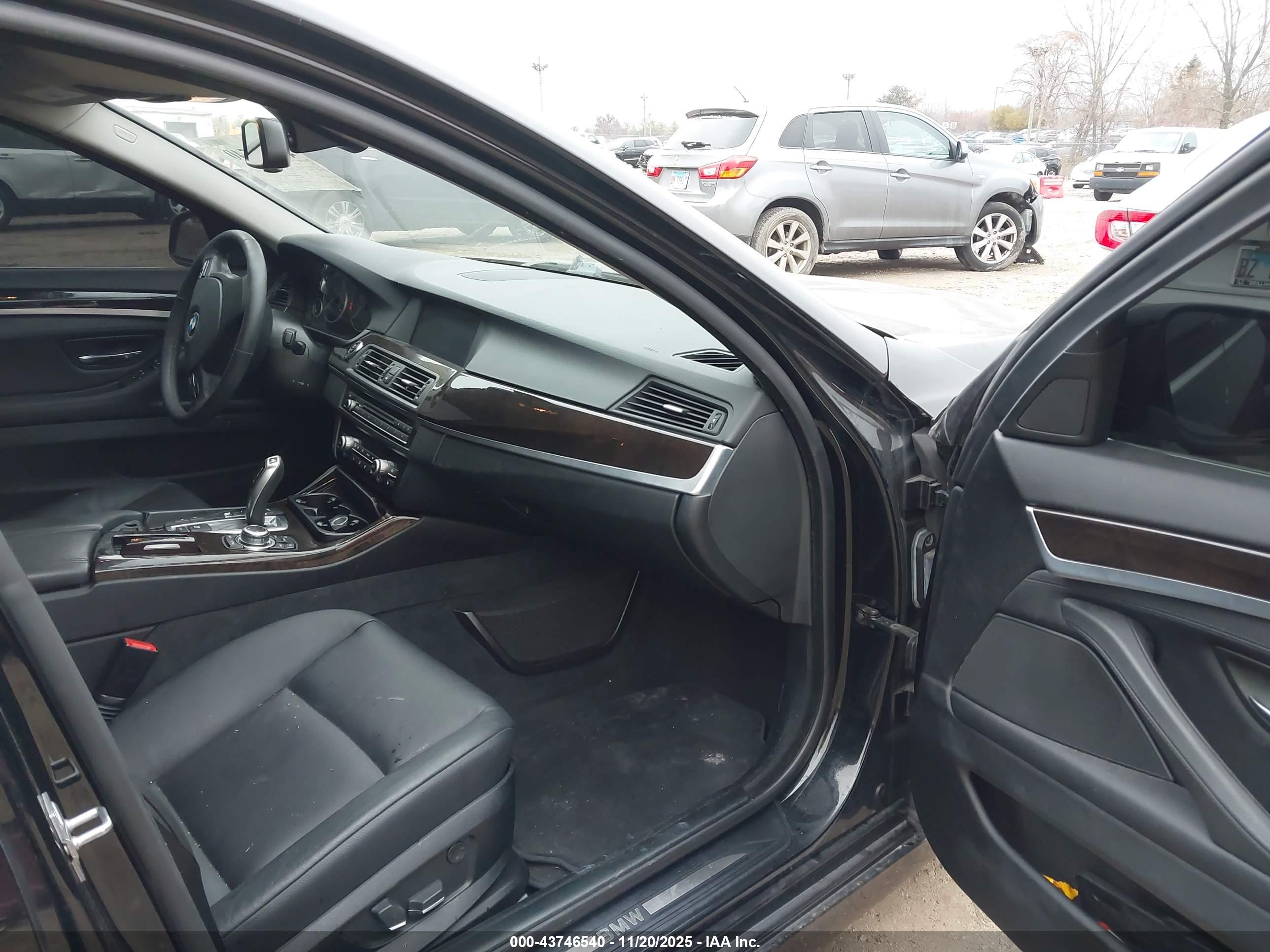 BMW 535I image 5