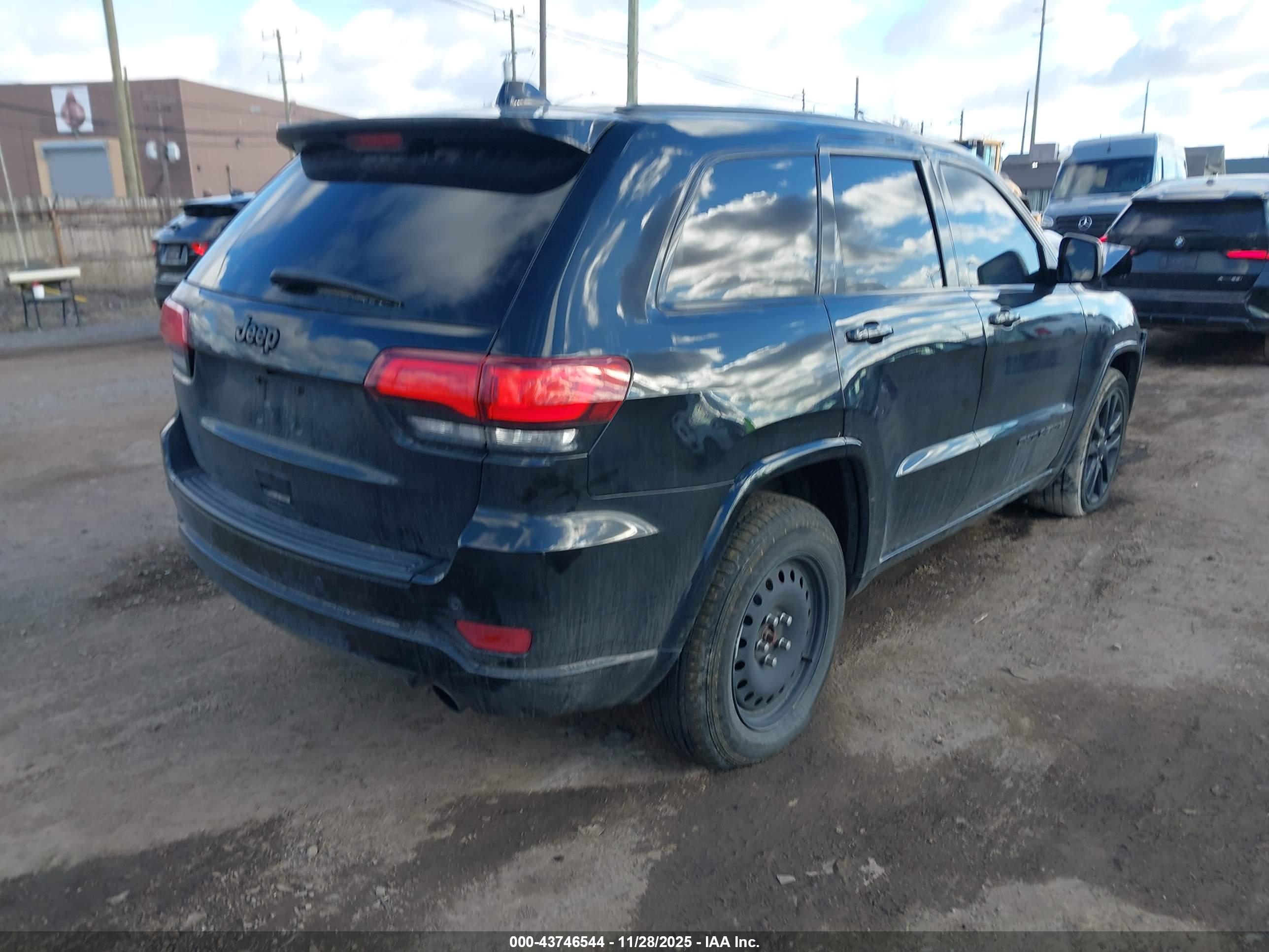 JEEP GRAND image 4
