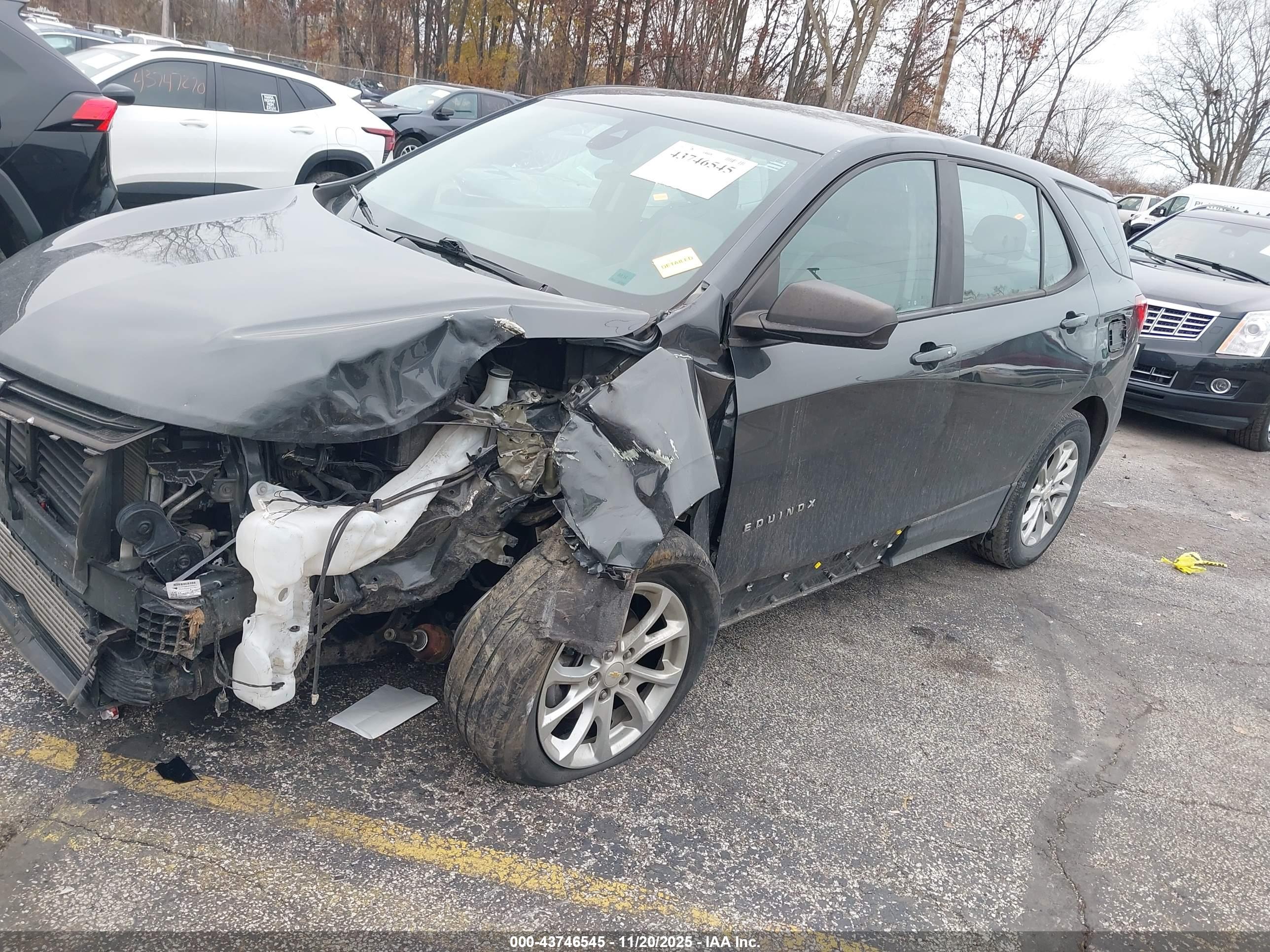 CHEVROLET EQUINOX image 2