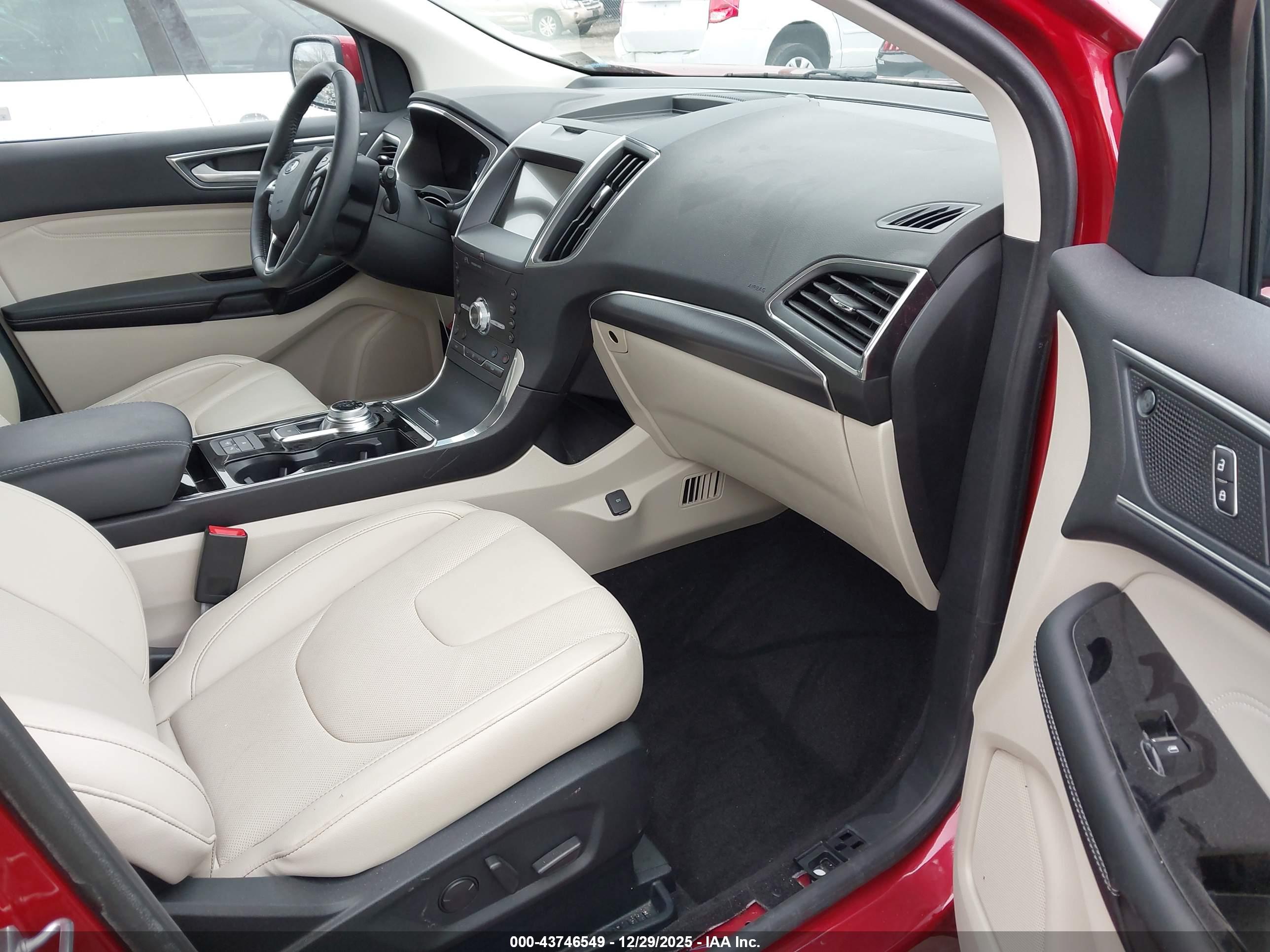 FORD EDGE image 5
