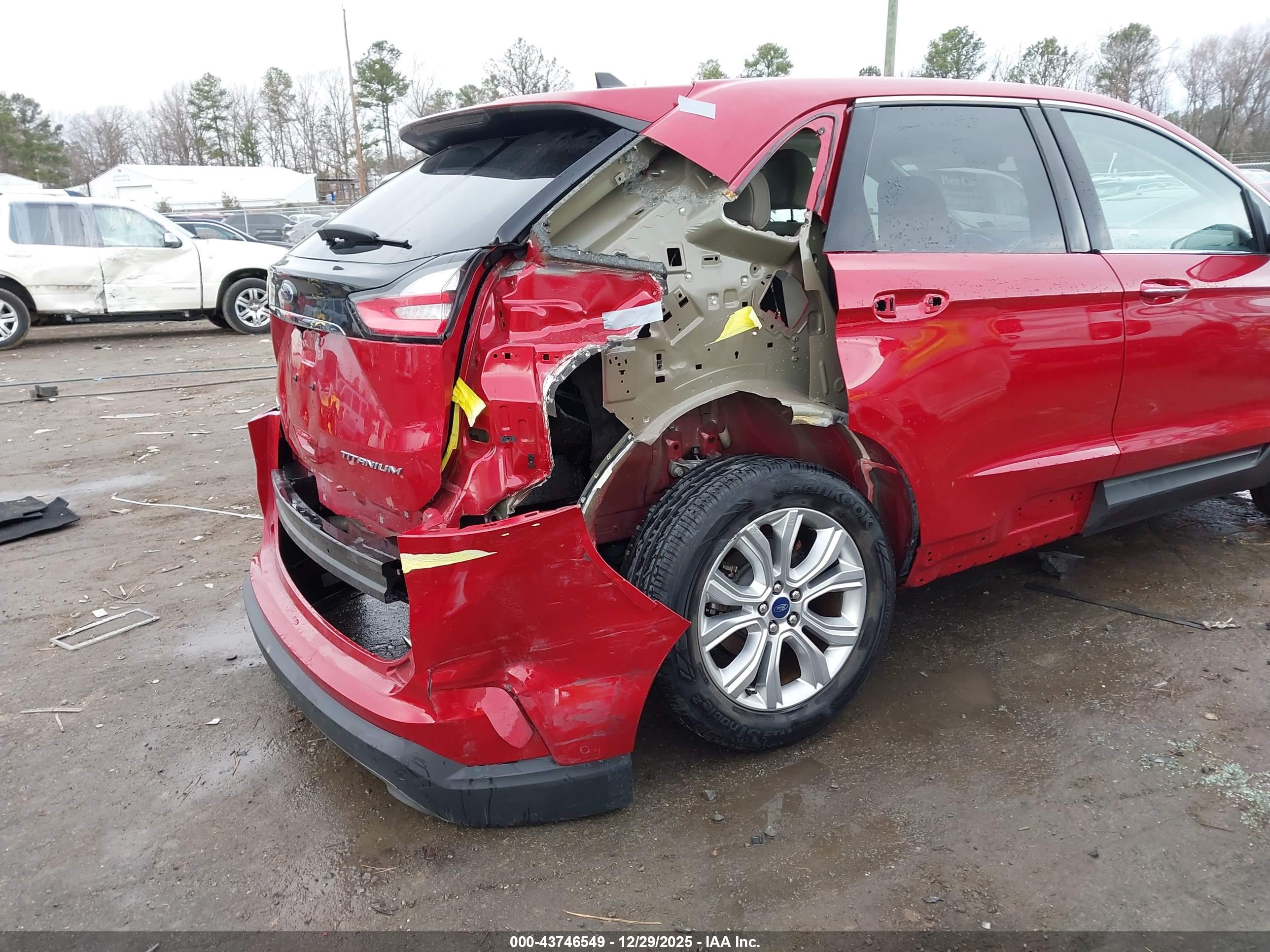 FORD EDGE image 6