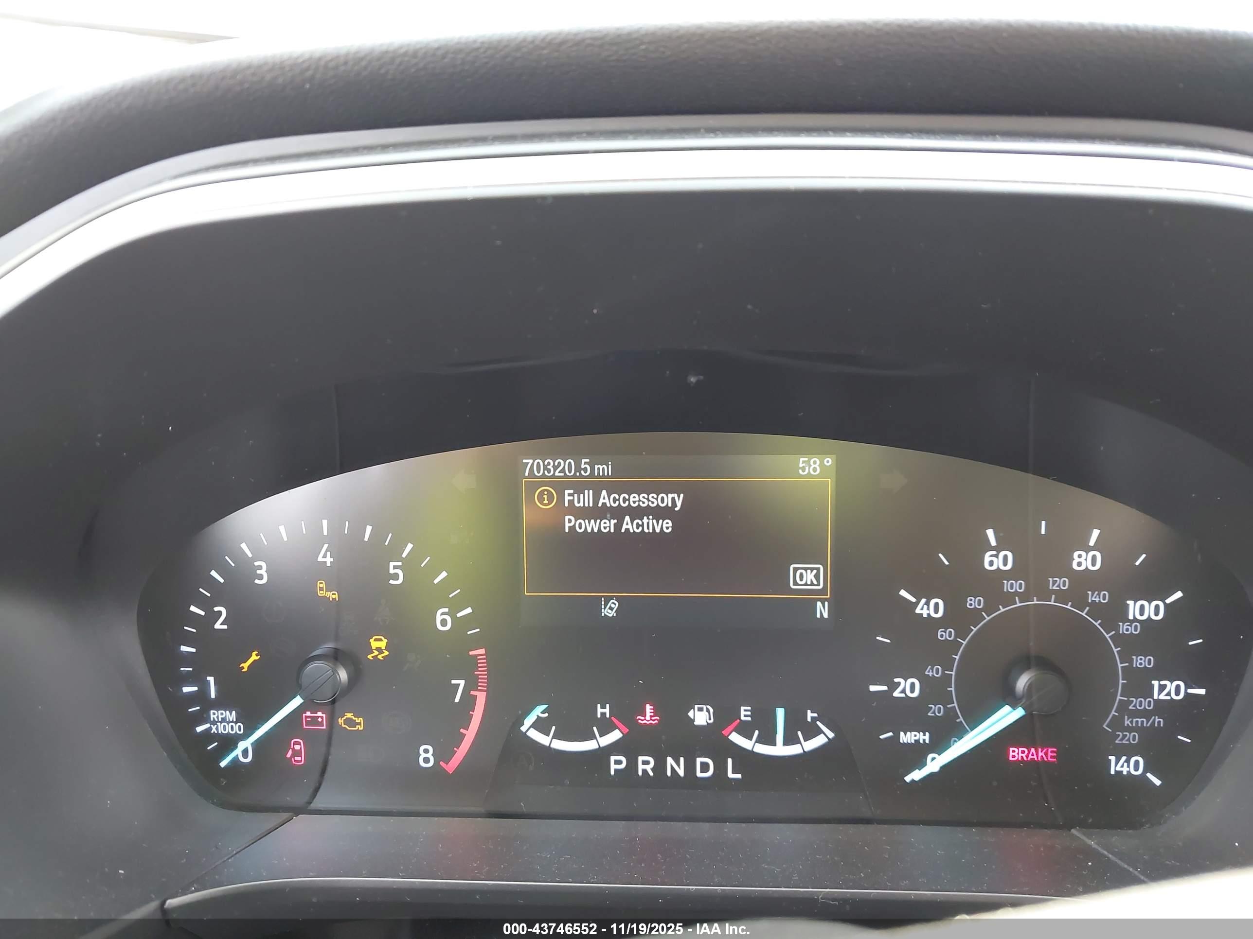 FORD ESCAPE image 7