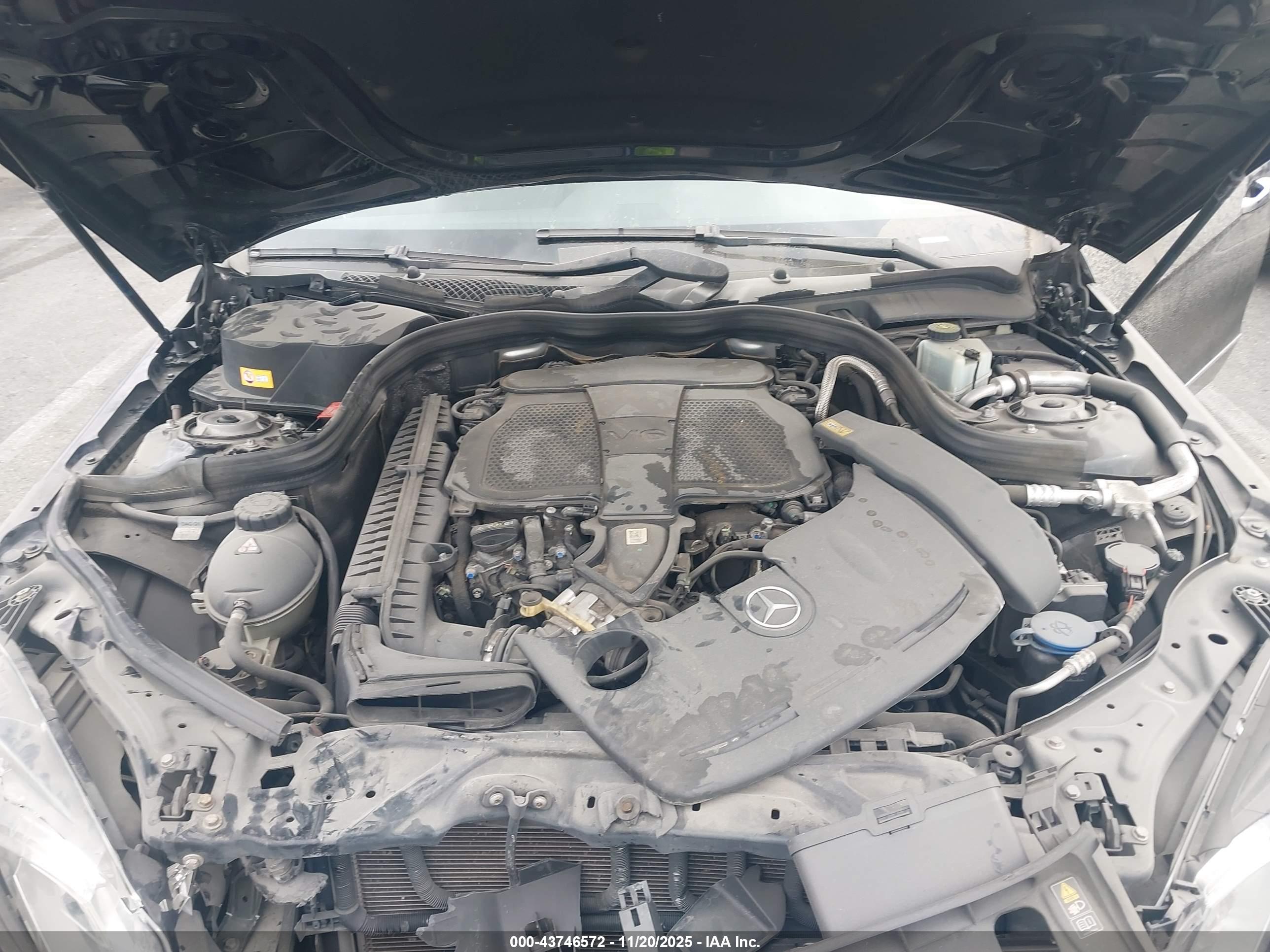 MERCEDES-BENZ E image 10