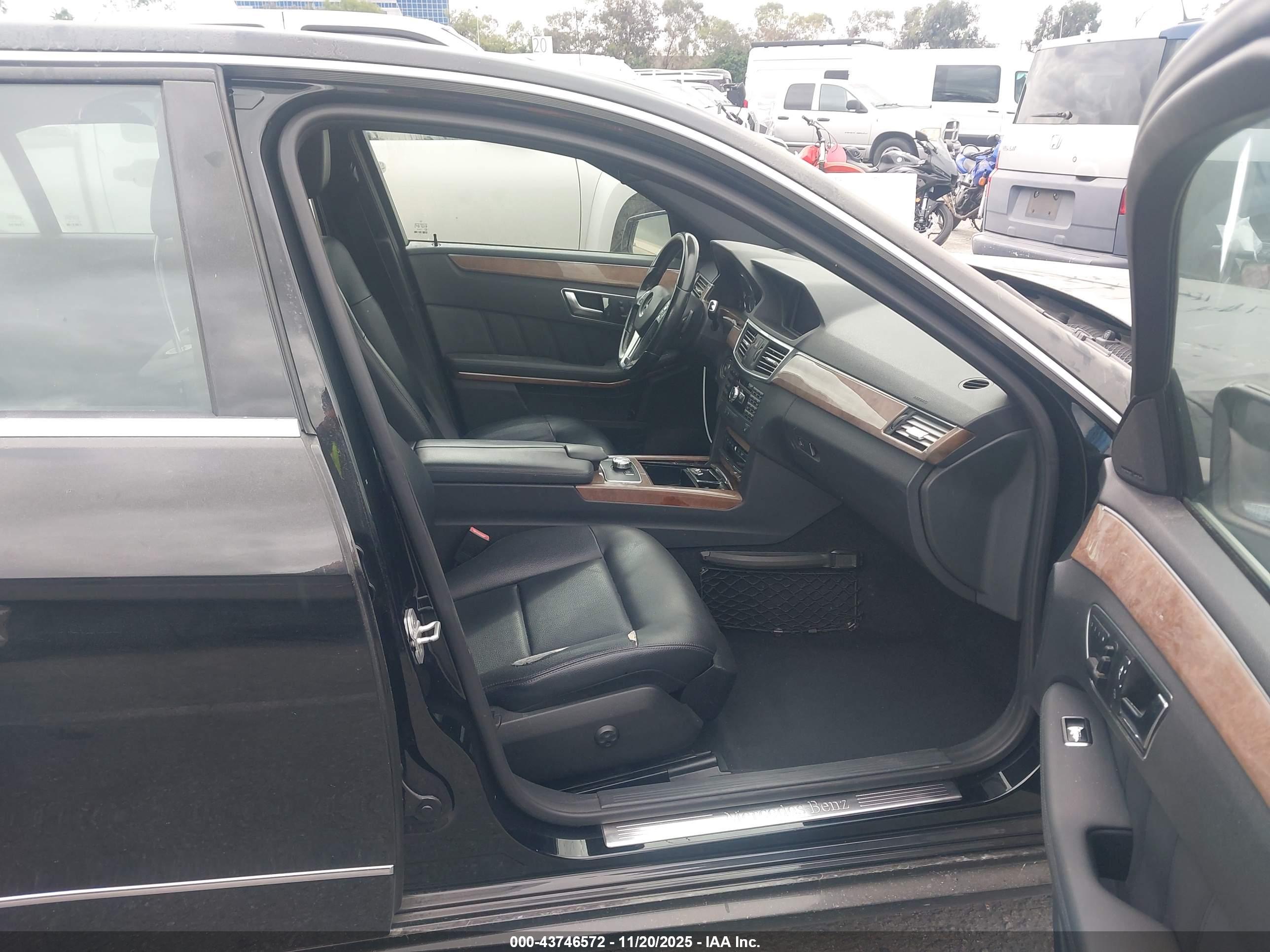 MERCEDES-BENZ E image 5