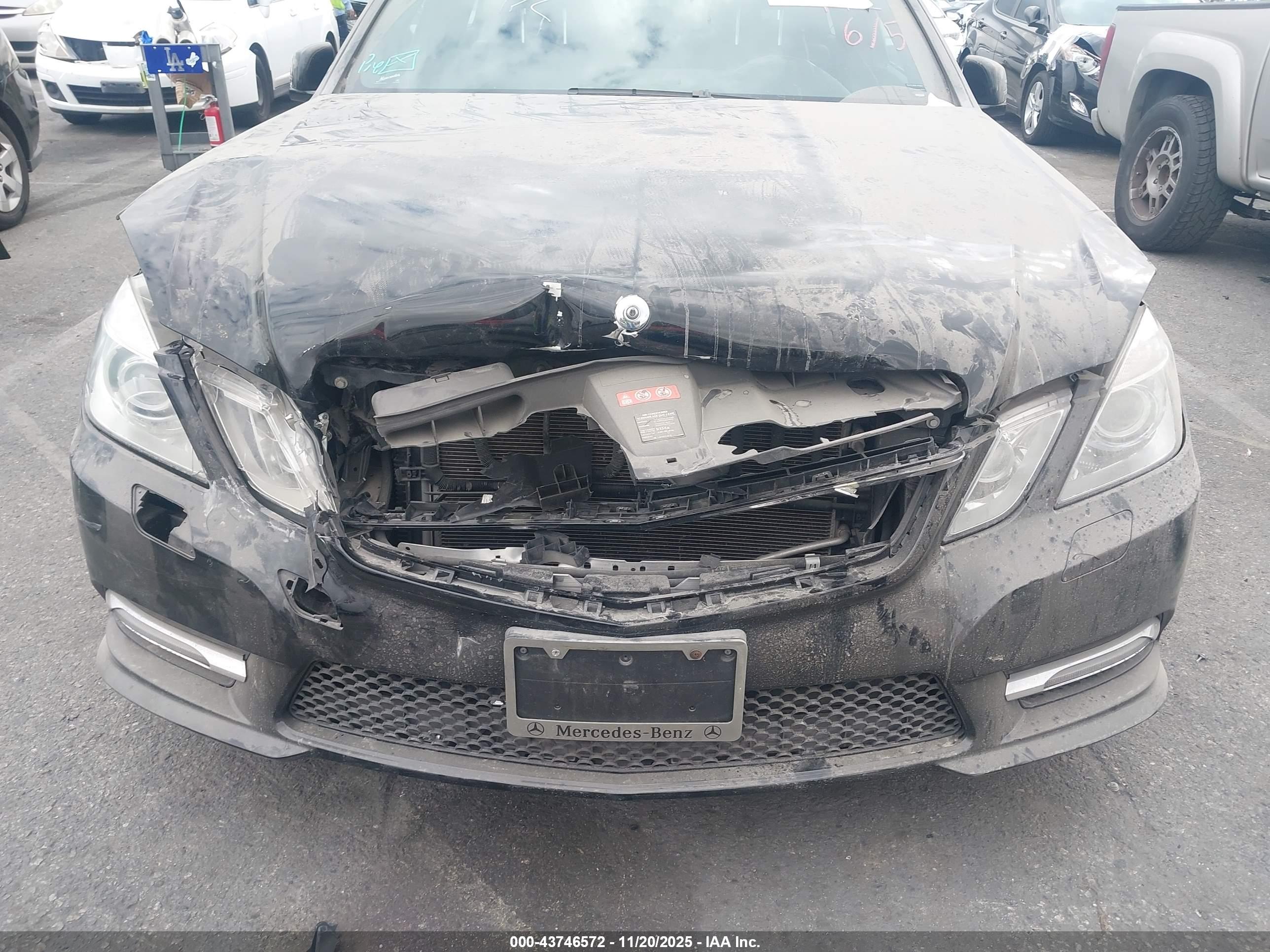 MERCEDES-BENZ E image 6