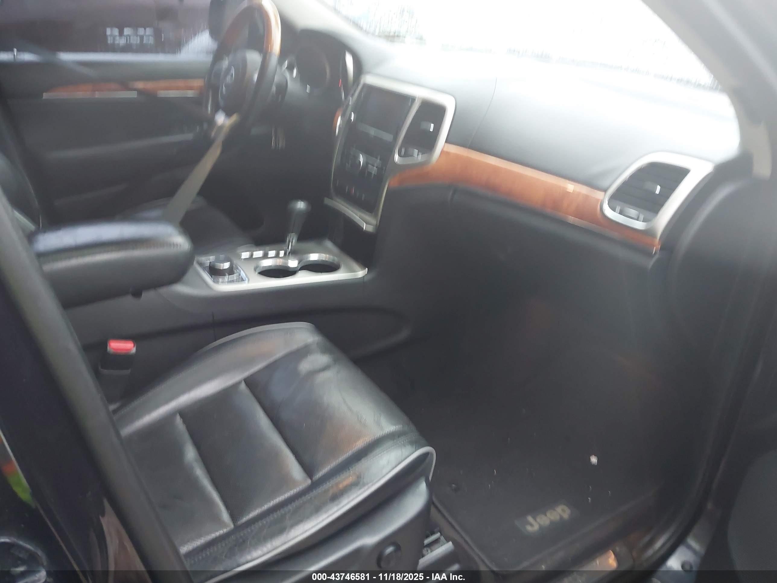 JEEP GRAND image 5