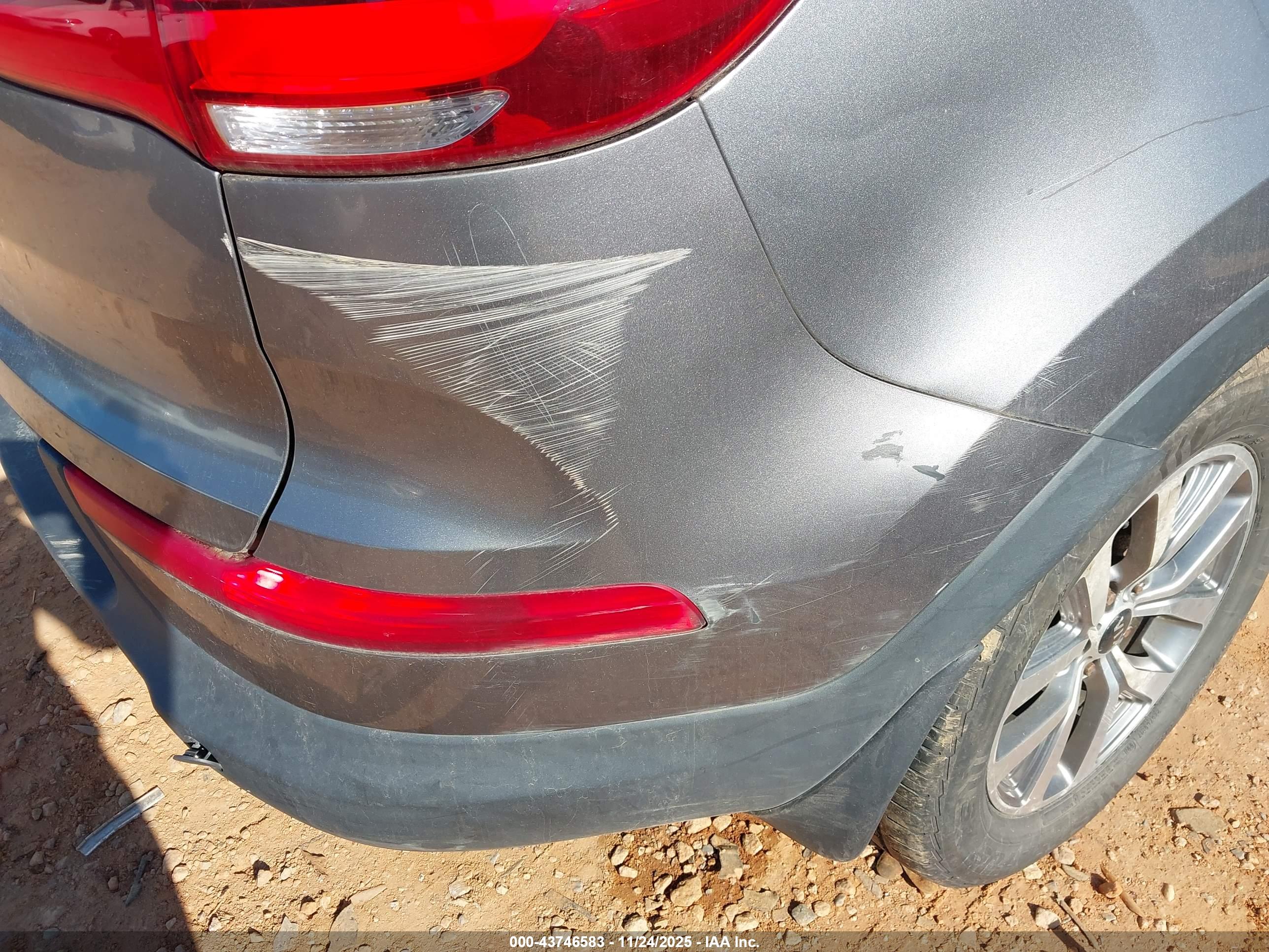 KIA SPORTAGE image 6
