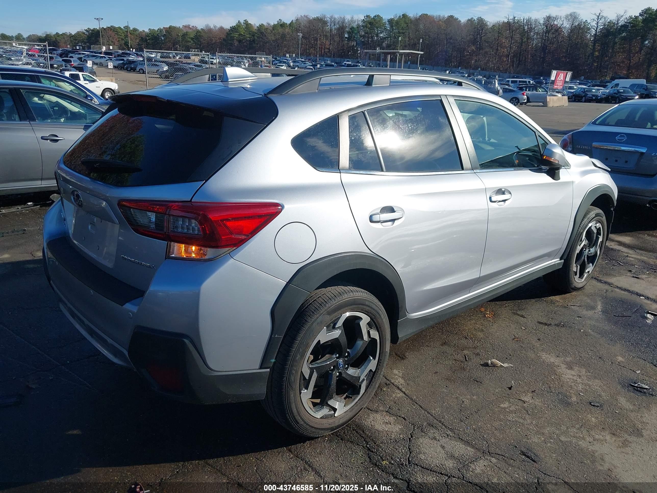 SUBARU CROSSTREK image 4