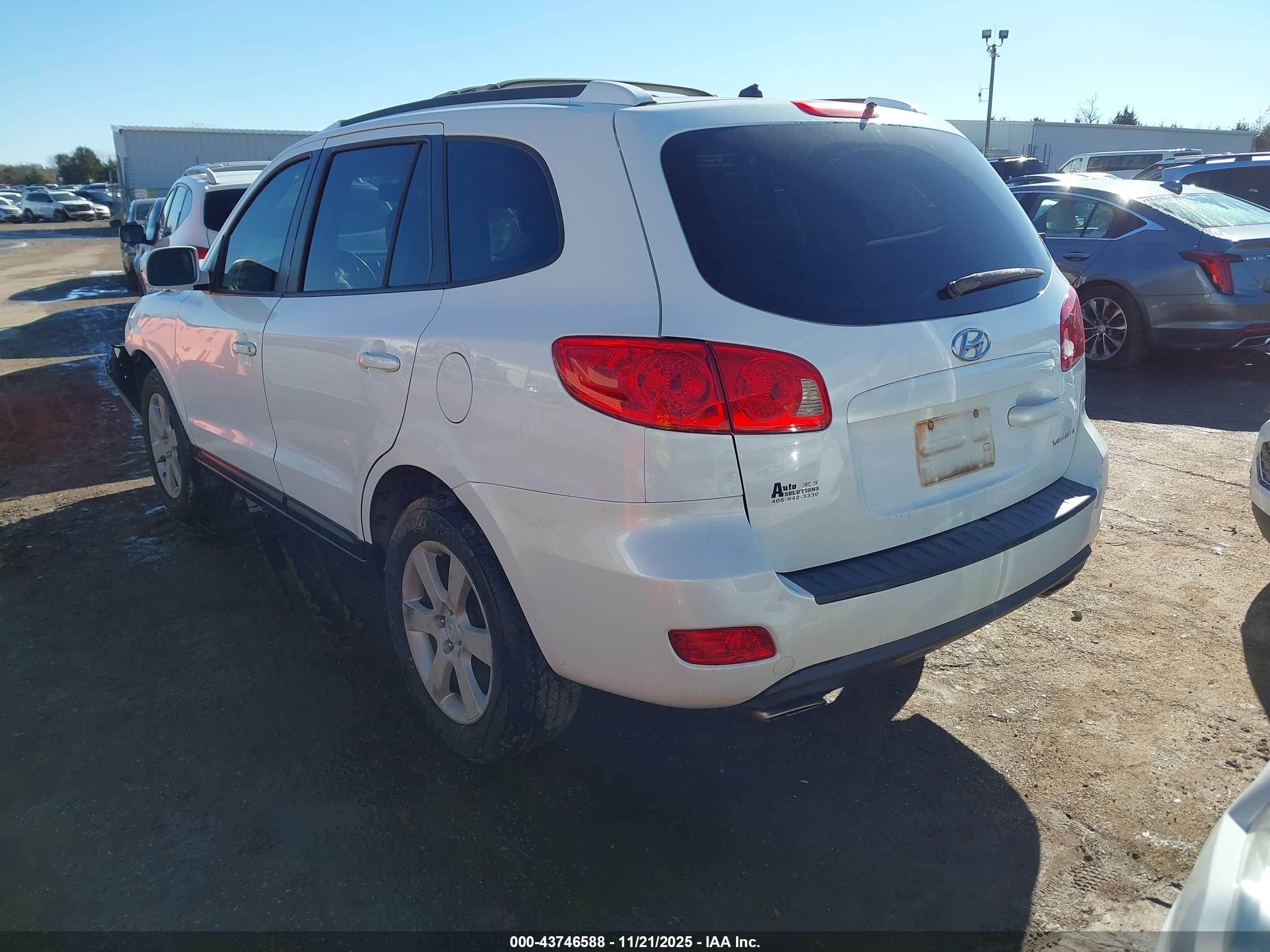 HYUNDAI SANTA image 3