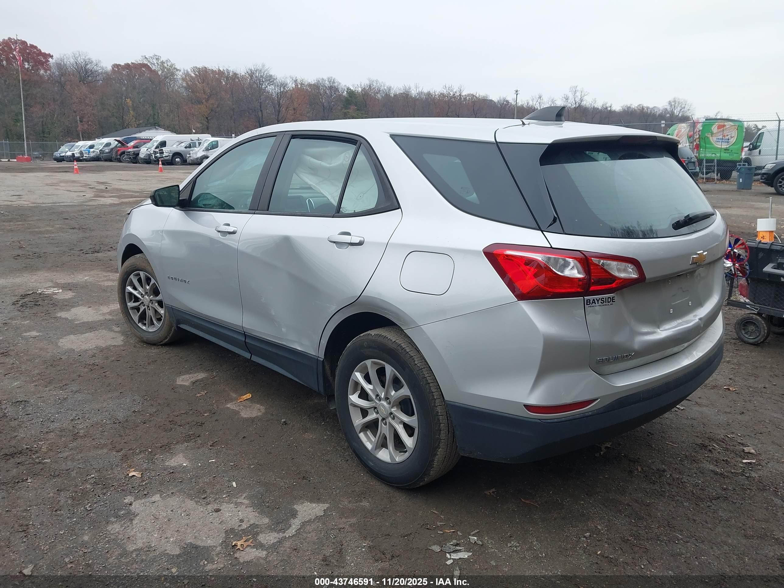 CHEVROLET EQUINOX image 3